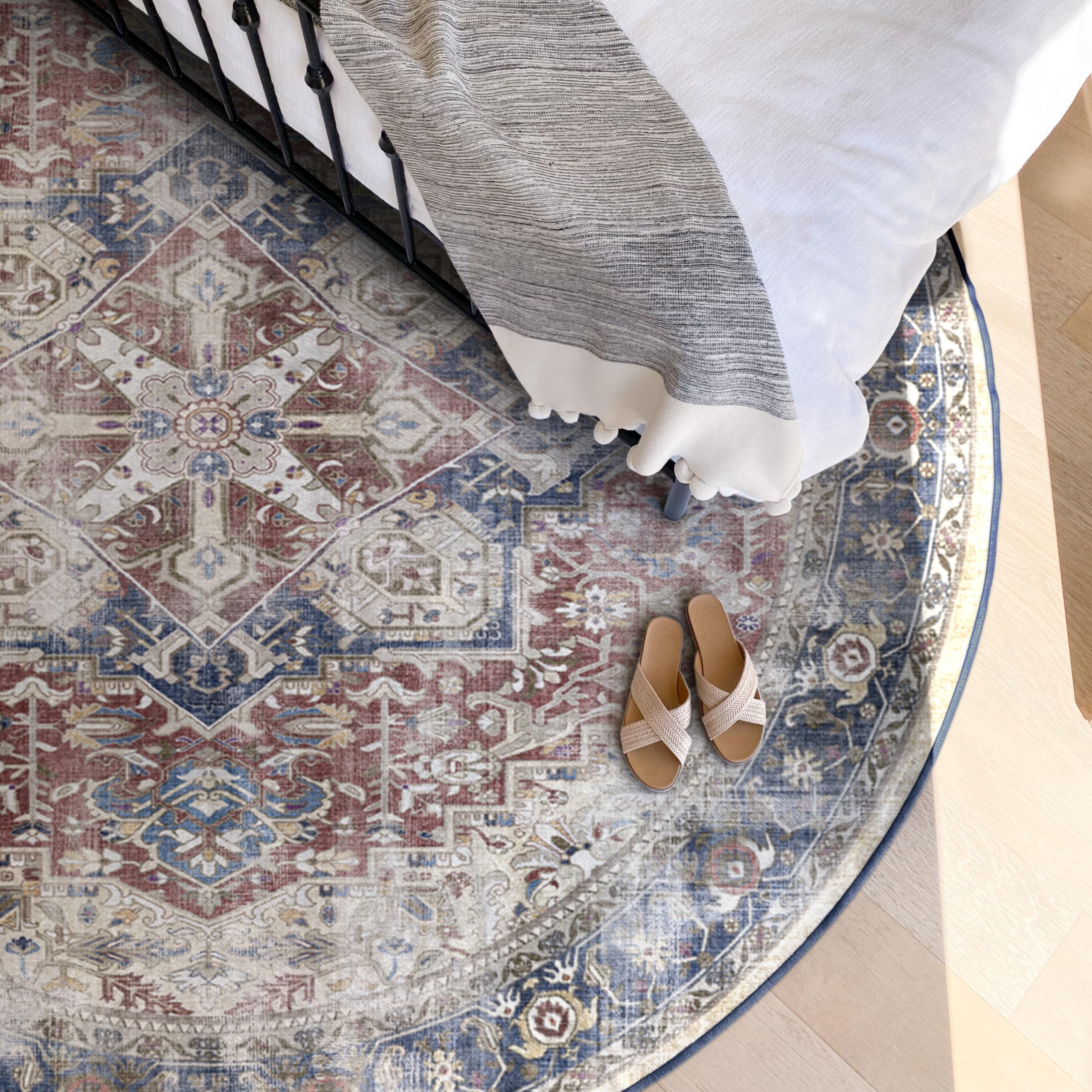 RUGGABLE Kamran Washable Rug - Perfect Vintage Area Rug for Living Room Bedroom Kitchen - Pet & Child Friendly - Stain & Water Resistant - Hazel 5&