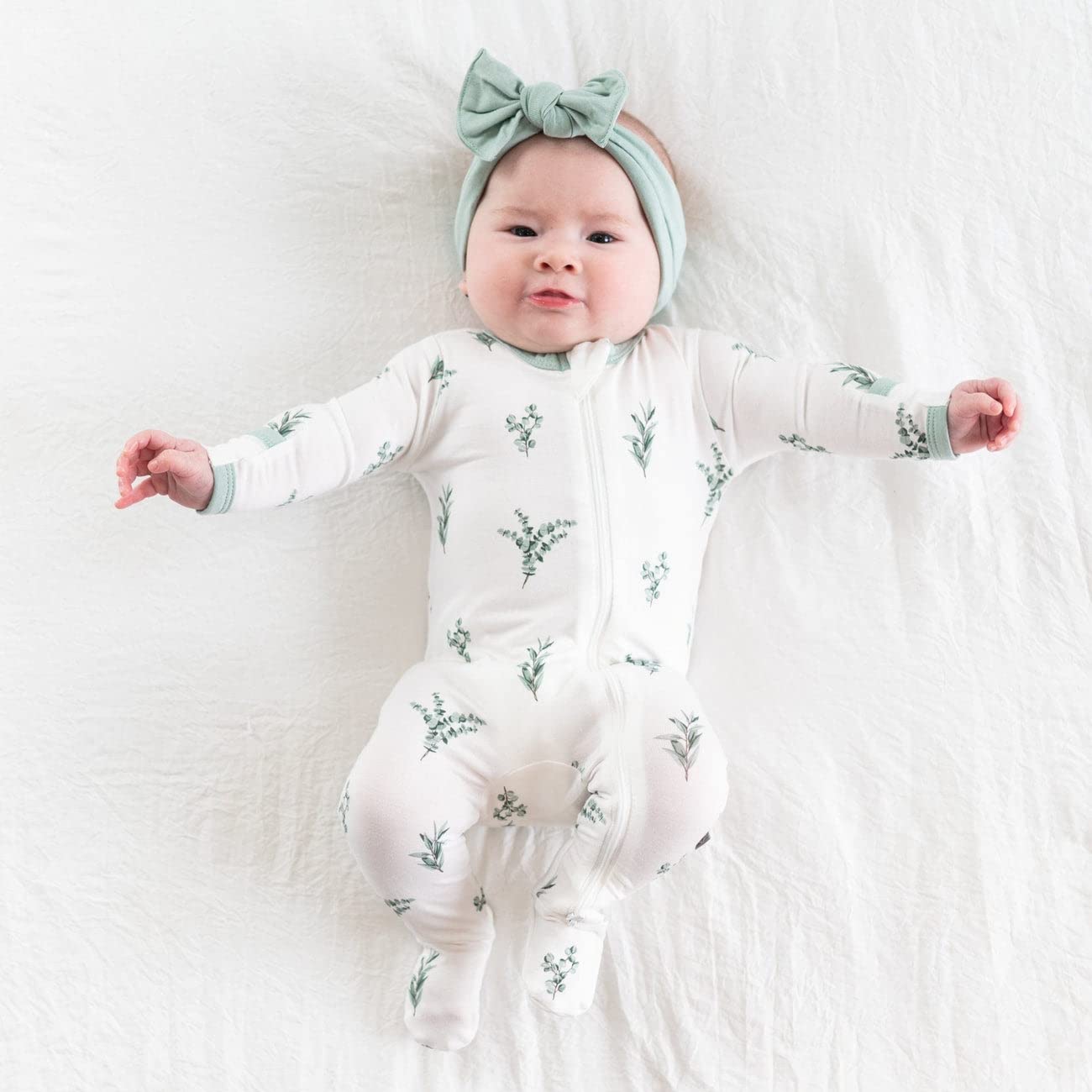 KYTE BABY Unisex Zipper Closure Footies, Rayon Made From Bamboo, 0-24 Months