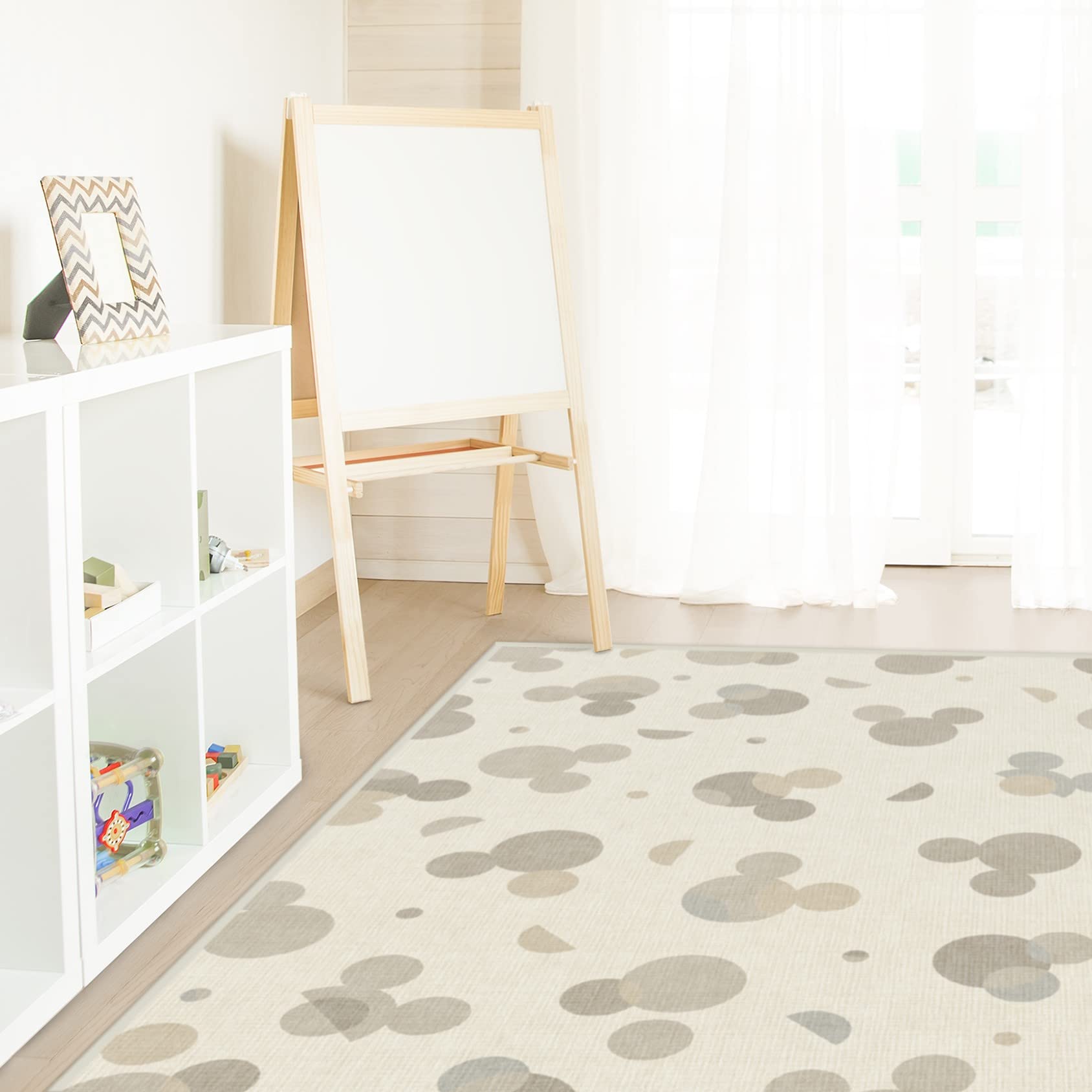 RUGGABLE Disney Classic Minnie Mouse Washable Rug - Perfect Area Rug for Nursery Playroom Kids Room - Pet &amp; Child Friendly - Stain &amp; Water Resistant - Trellis Pink 5&
