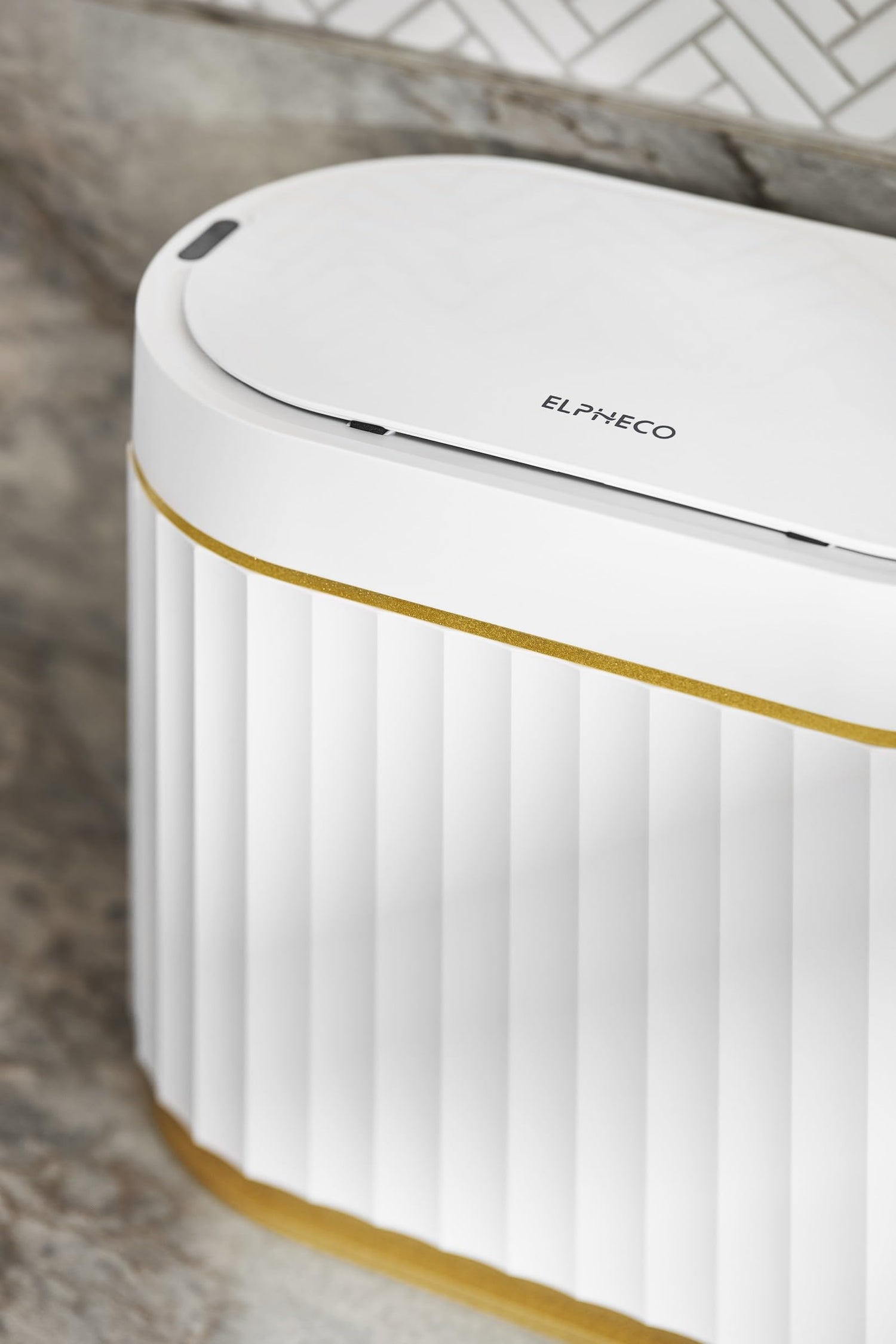 ELPHECO Mini Desktop Trash Can with Lid, Small Slim Automatic Garbage Can, 1.3 Gallon Motion Sensor Countertop Waste Basket for Bedroom, Office, Bathroom, White with Grey Trim