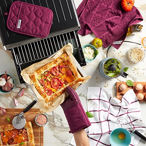 KITCHENAID Quilted Cotton Terry Cloth Oven Mitt, Pot Holder, Kitchen Towel 4-Pack Set, Heat Resistant, Silicone Grip, Gift Set, Milkshake, 16&quot;x26&quot;, 7&quot;x13&quot; &amp; 7&quot;x10&quot;