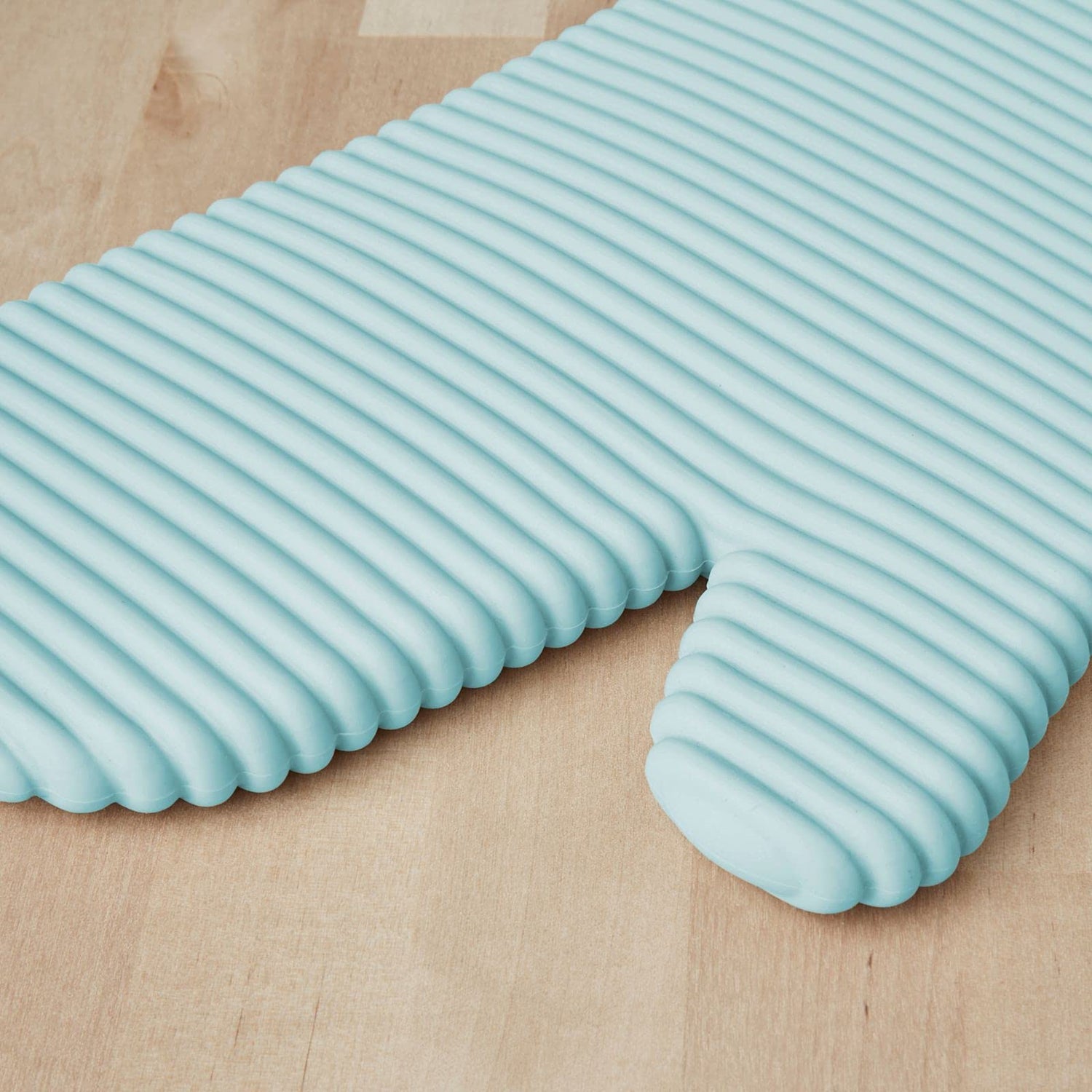 KitchenAid Ribbed Soft Silicone Oven Mitt Set, 7&quot;x13&quot;, Milkshake 2 Count