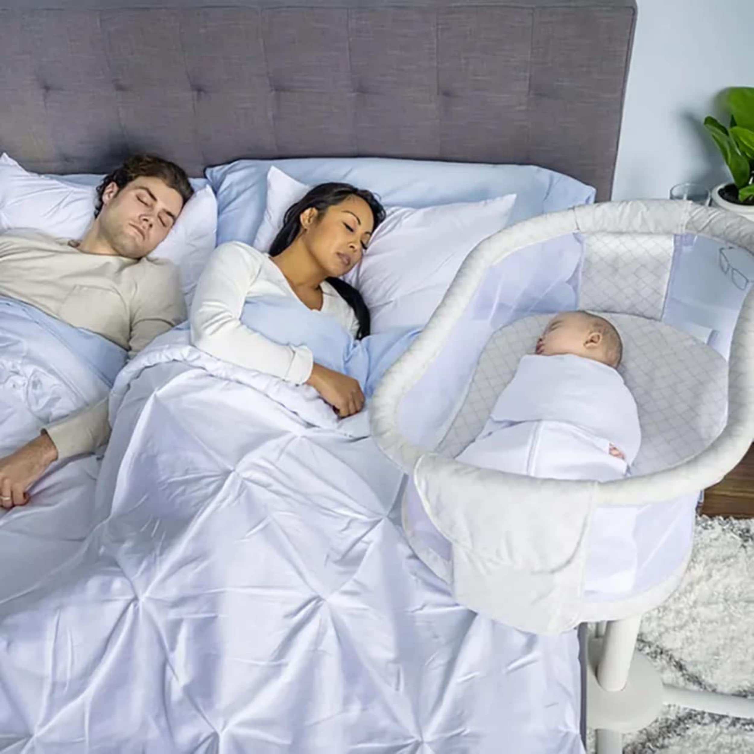 HALO BassiNest Swivel Sleeper - Essentia Series, Nautical Net