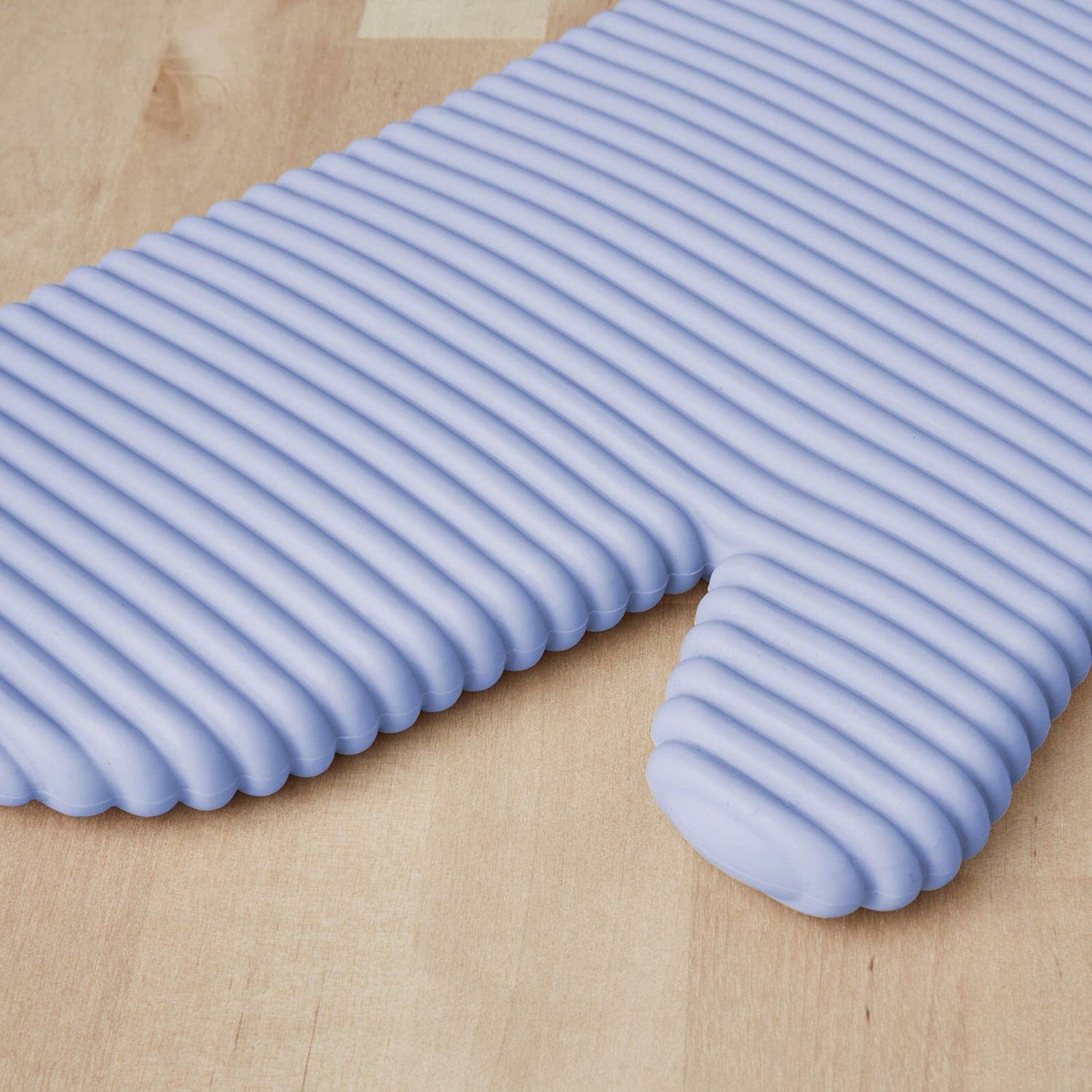 KitchenAid Ribbed Soft Silicone Oven Mitt Set, 7&quot;x13&quot;, Milkshake 2 Count