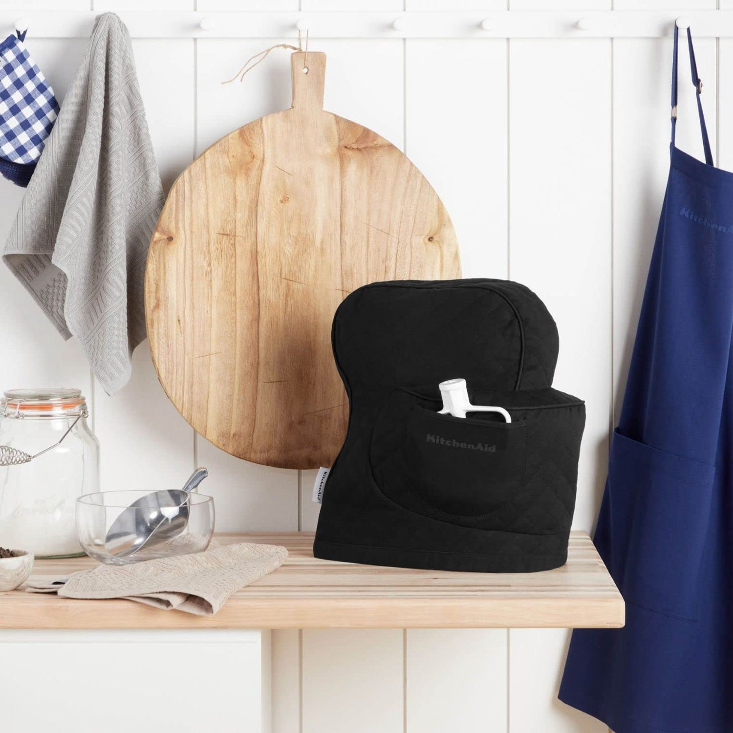 KITCHENAID Fitted Tilt-Head Solid Stand Mixer Cover with Storage Pocket, Quilted 100% Cotton, Milkshake, 14.4&quot;x18&quot;x10&quot;