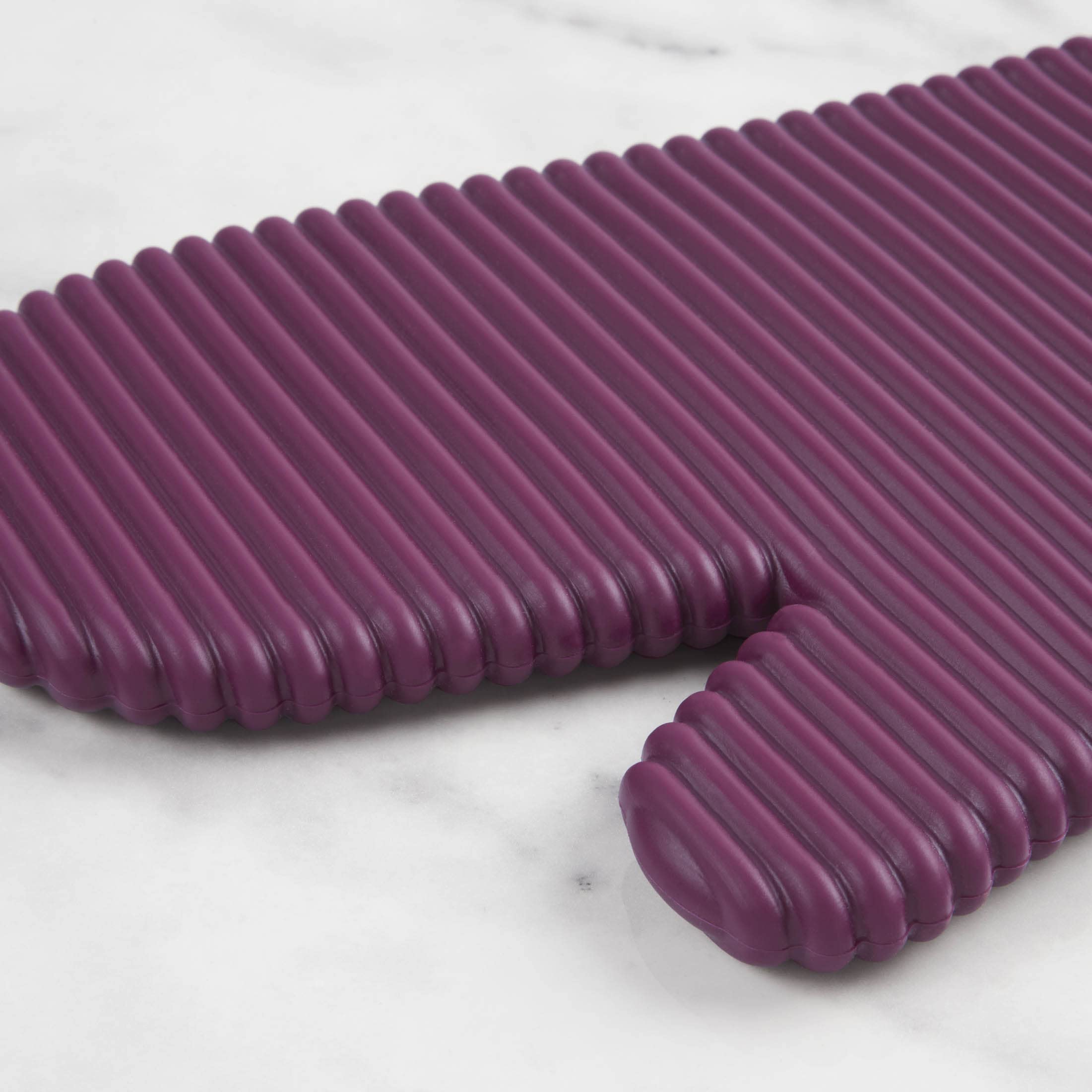 KitchenAid Ribbed Soft Silicone Oven Mitt Set, 7&quot;x13&quot;, Milkshake 2 Count