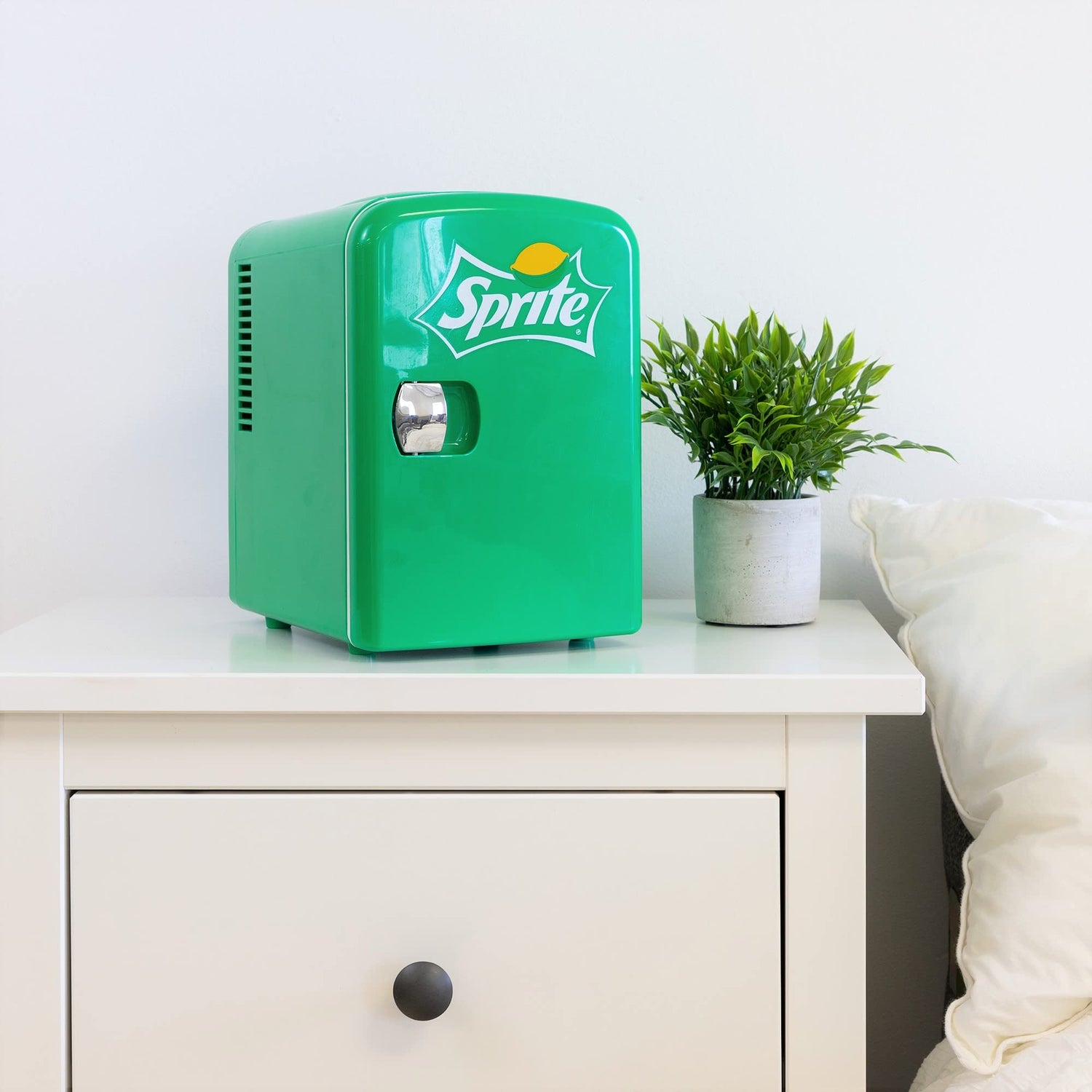 Koolatron Retro Mini Portable Fridge, 4L Compact Refrigerator for Skincare, Beauty Serum, Face Mask, Personal Cooler, Includes 12V Car Adapter, Desktop Accessory for Home Office Dorm Travel, Pink