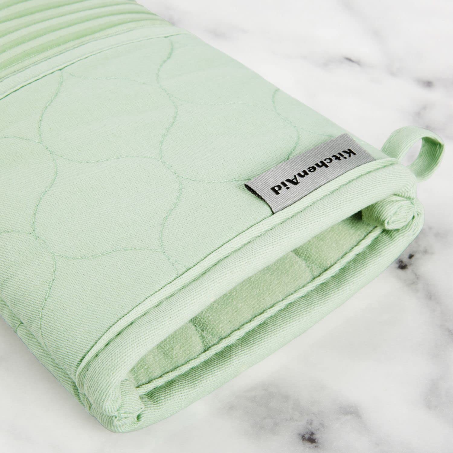 KITCHENAID Quilted Cotton Terry Cloth Oven Mitt, Pot Holder, Kitchen Towel 4-Pack Set, Heat Resistant, Silicone Grip, Gift Set, Milkshake, 16&quot;x26&quot;, 7&quot;x13&quot; &amp; 7&quot;x10&quot;
