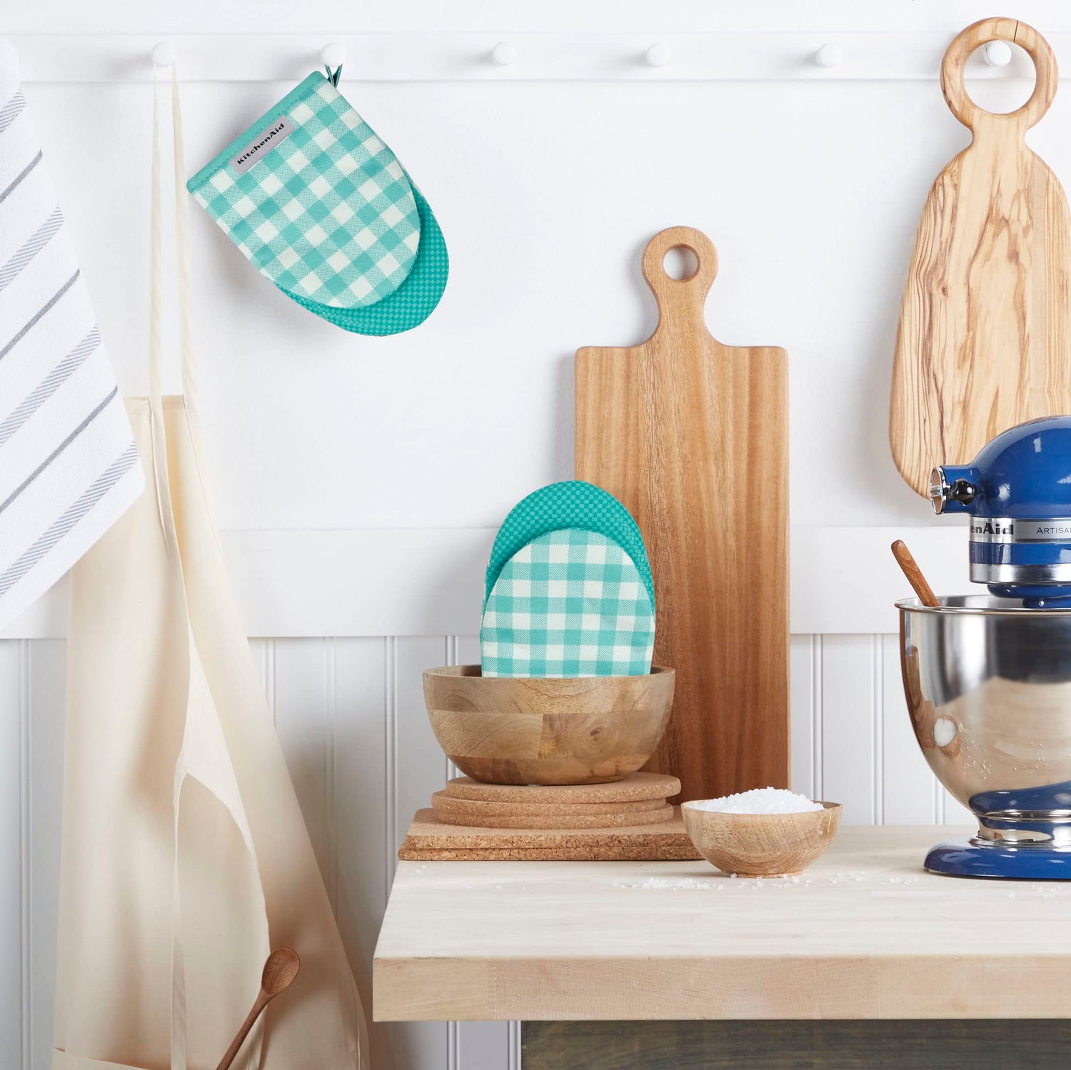 KitchenAid Gingham Mini Oven Mitt 2-Pack Set, Milkshake Tan, 5.5&quot;x8&quot;