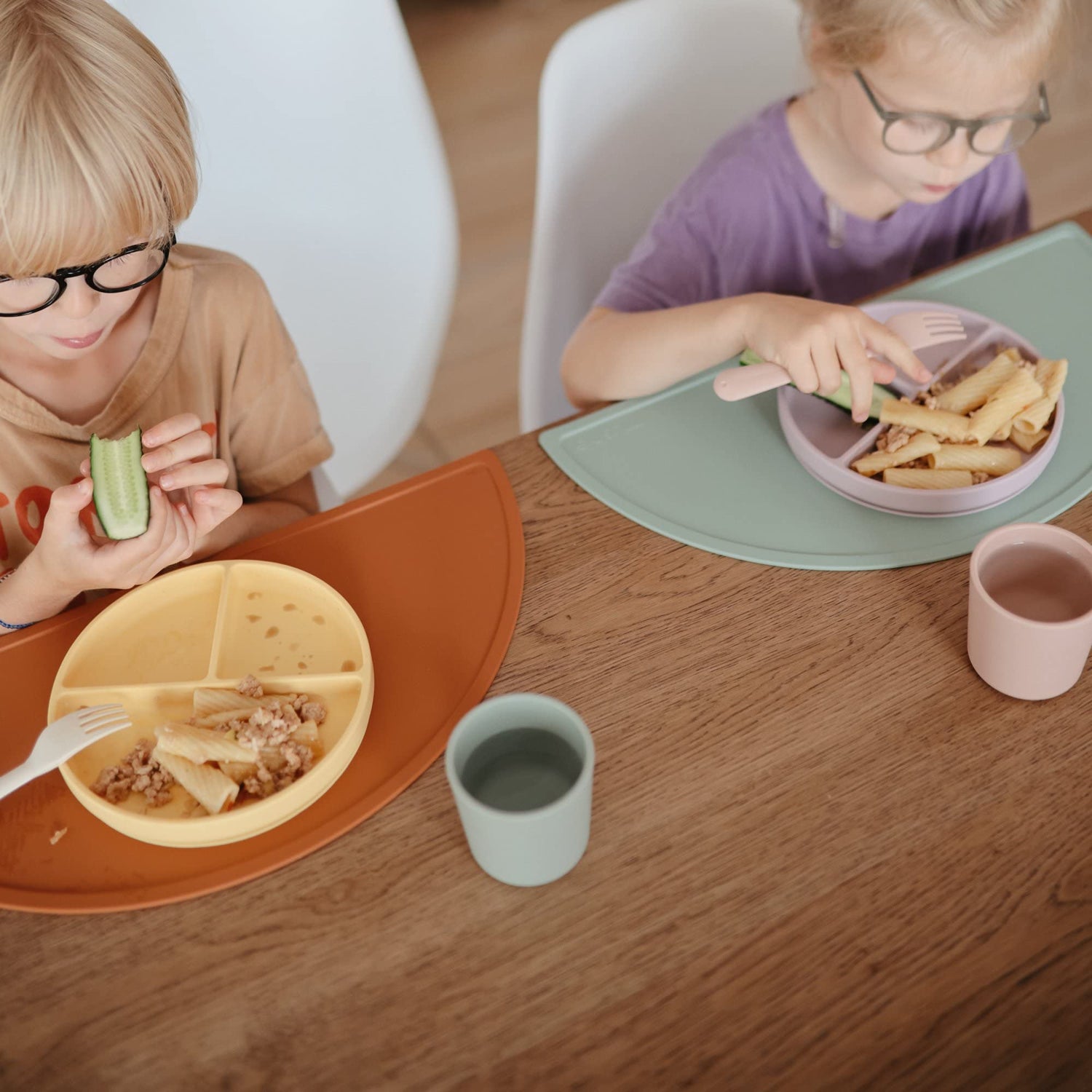 mushie Silicone Suction Plate | BPA-Free Non-Slip Design (Ivory)