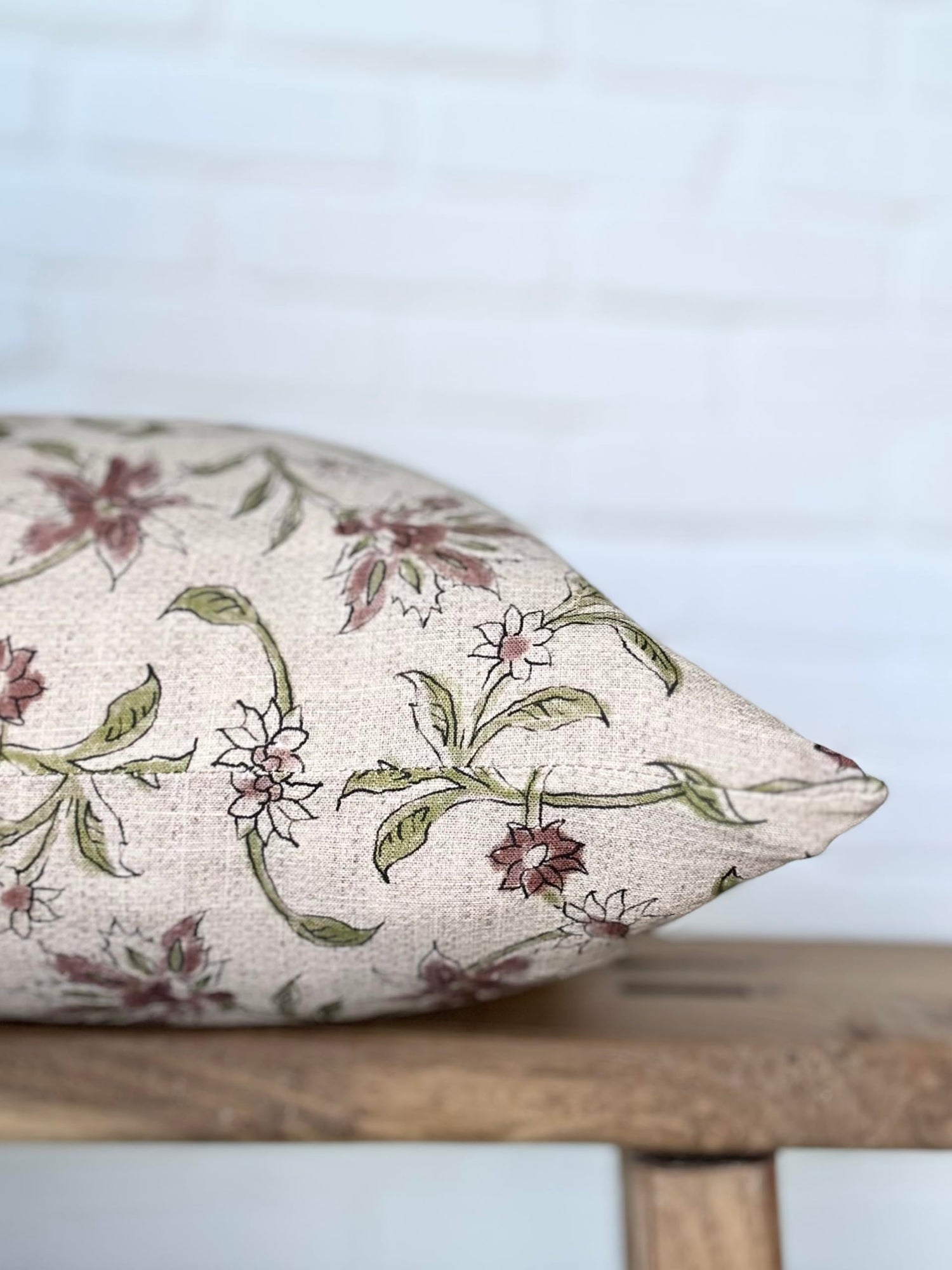 Pillow Cover 100% Linen 20 x 20 inches Double Sided Block Print with Zipper for Easy Removal Home Decor Shabby Chic Farmhouse Neutral Decorative Sofa Couch Accent (Plaid White Grey)