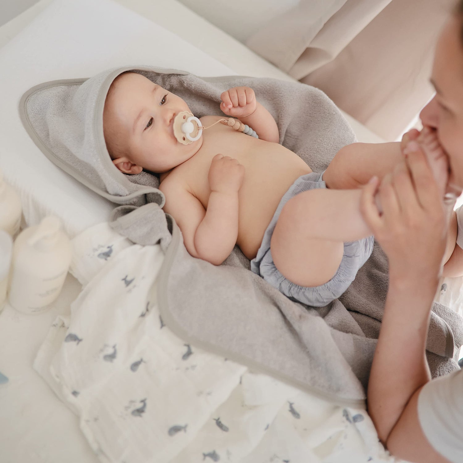mushie Baby Hooded Towel | Organic Cotton (Moss)