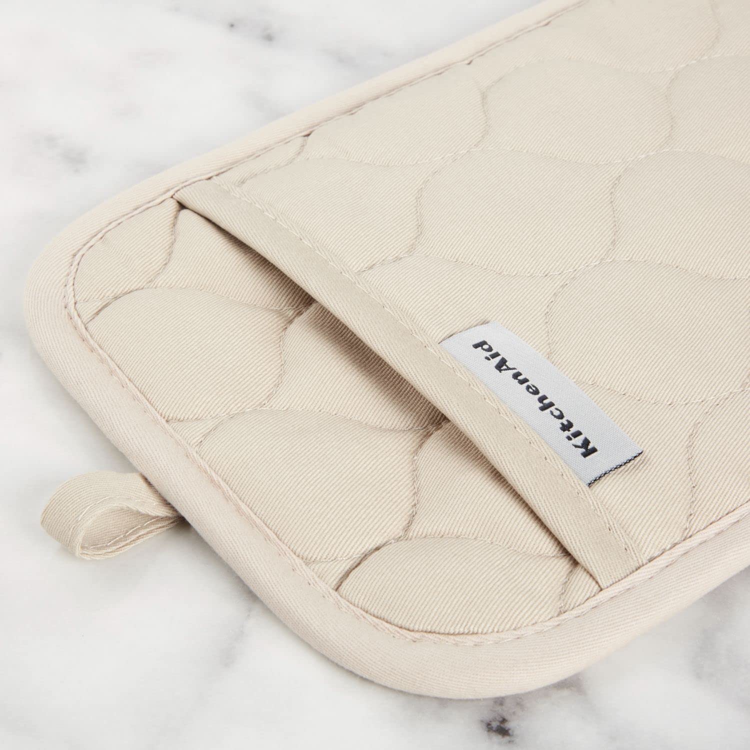 KITCHENAID Quilted Cotton Terry Cloth Oven Mitt, Pot Holder, Kitchen Towel 4-Pack Set, Heat Resistant, Silicone Grip, Gift Set, Milkshake, 16&quot;x26&quot;, 7&quot;x13&quot; &amp; 7&quot;x10&quot;