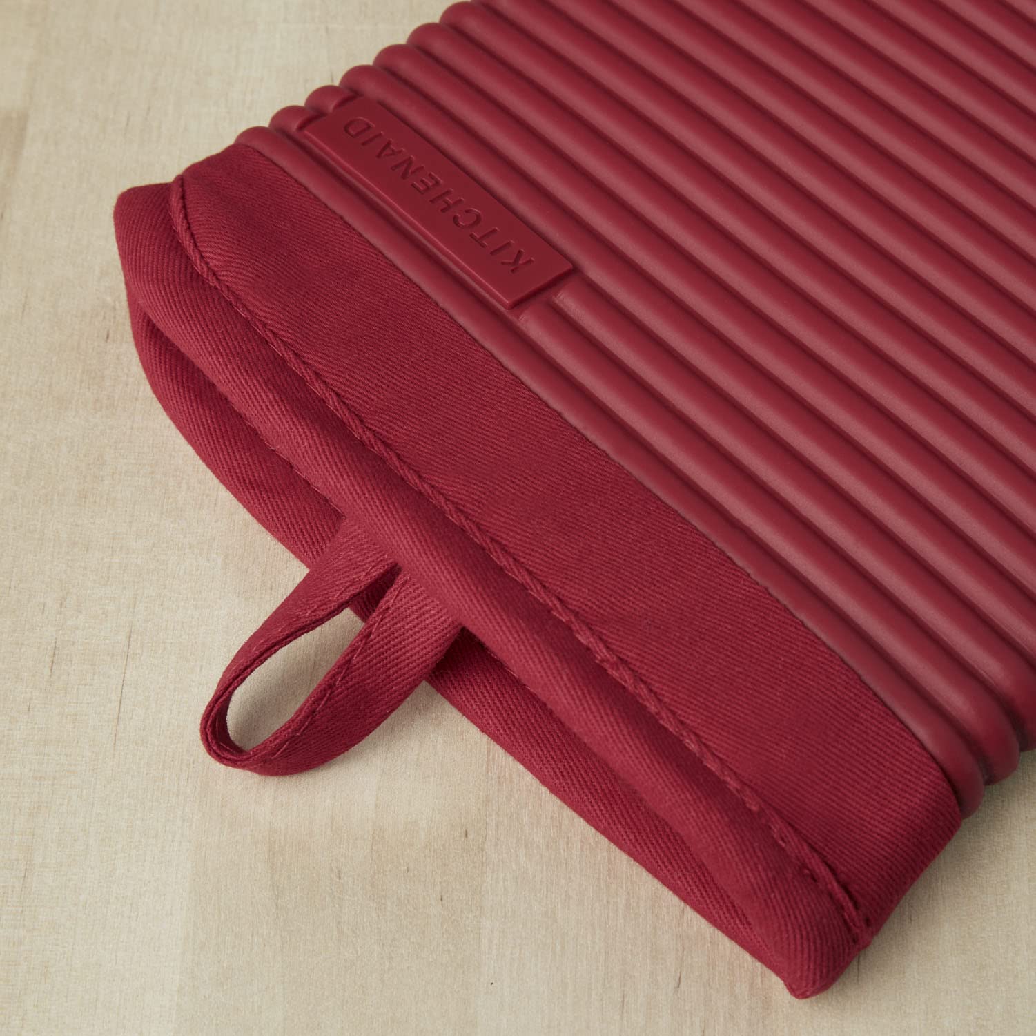 KitchenAid Ribbed Soft Silicone Oven Mitt Set, 7&quot;x13&quot;, Milkshake 2 Count