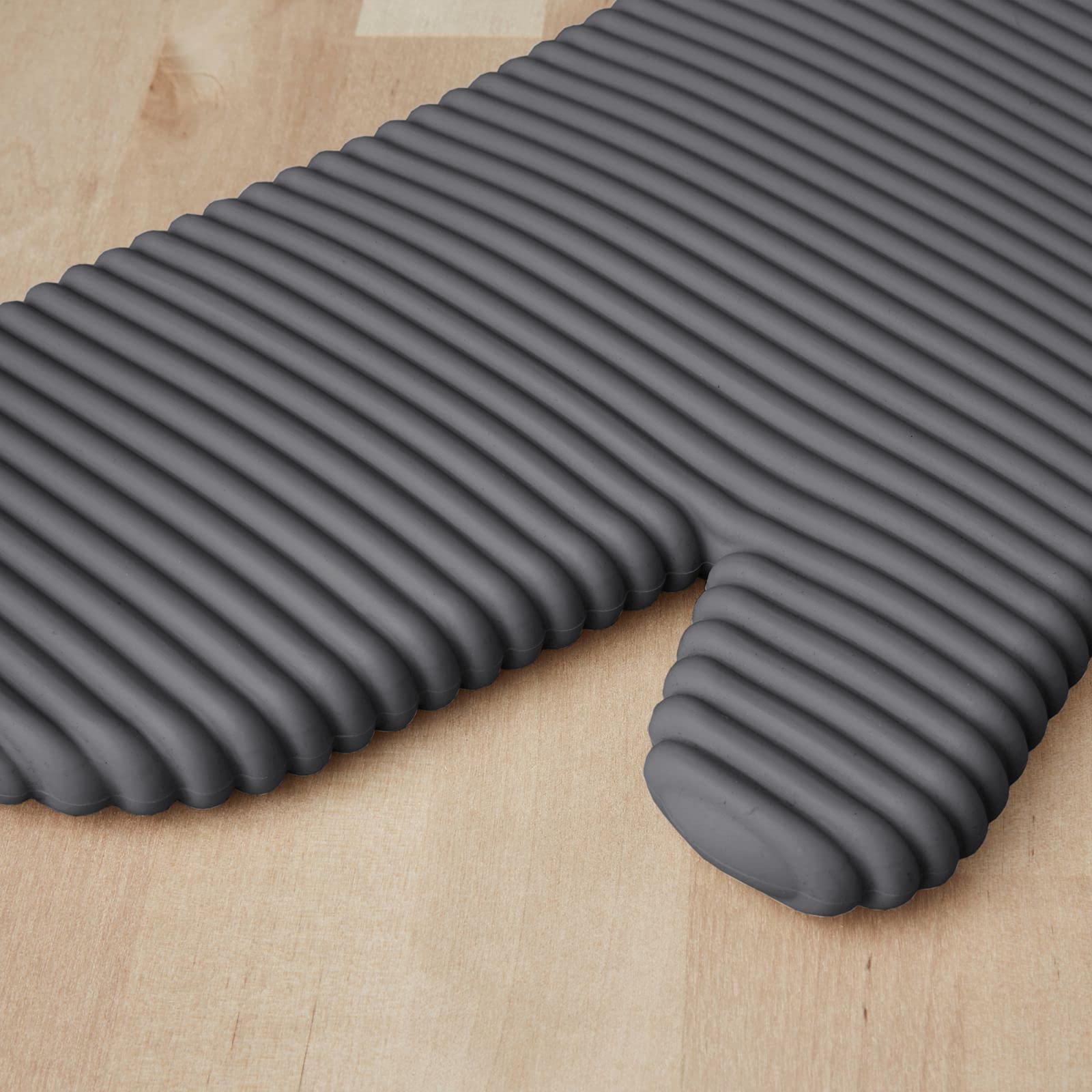 KitchenAid Ribbed Soft Silicone Oven Mitt Set, 7&quot;x13&quot;, Milkshake 2 Count