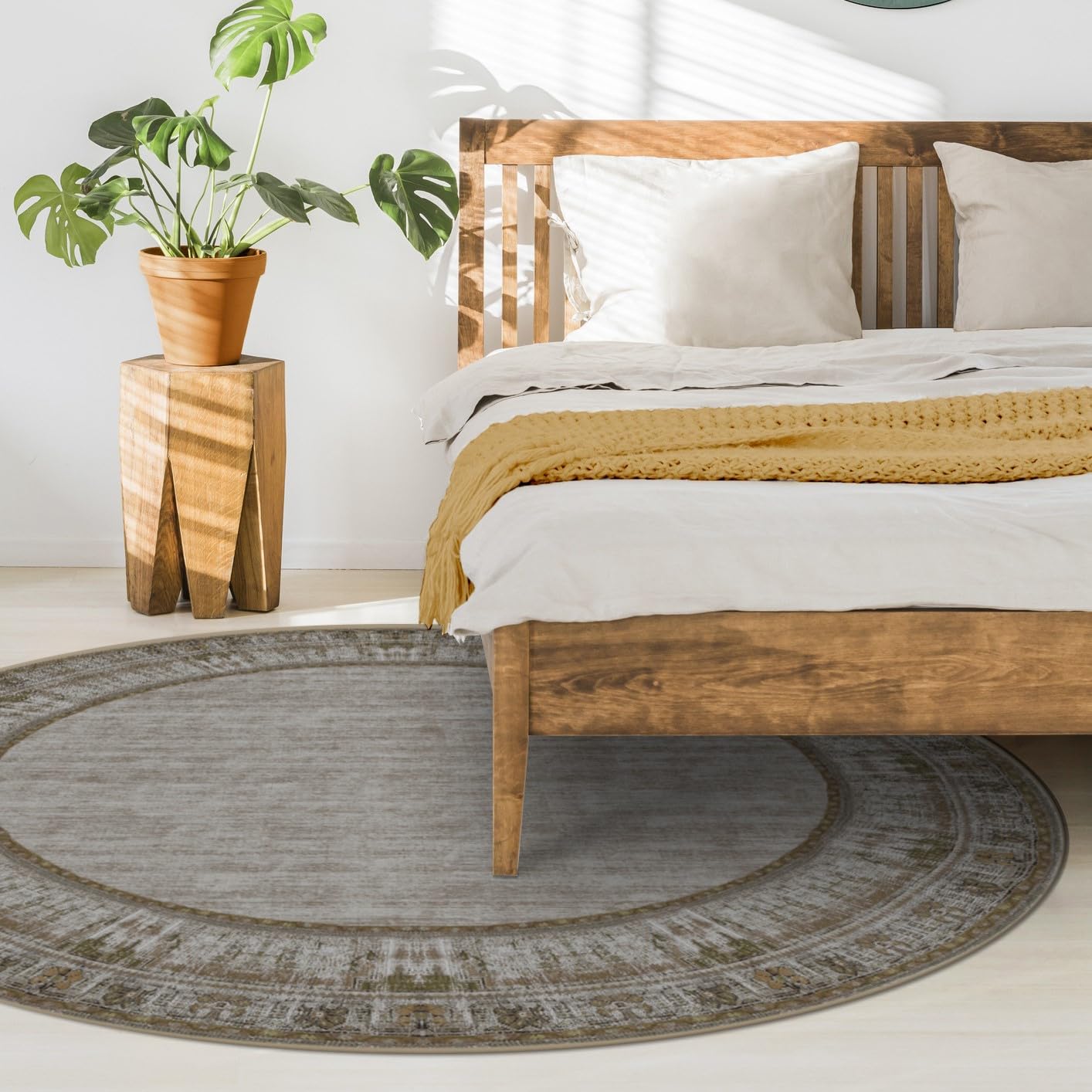 RUGGABLE Zinnia Runner Rug - Perfect Boho Washable Rug for Entryway Hallway Kitchen - Pet &amp; Child Friendly - Stain &amp; Water Resistant - Grey 2.5&