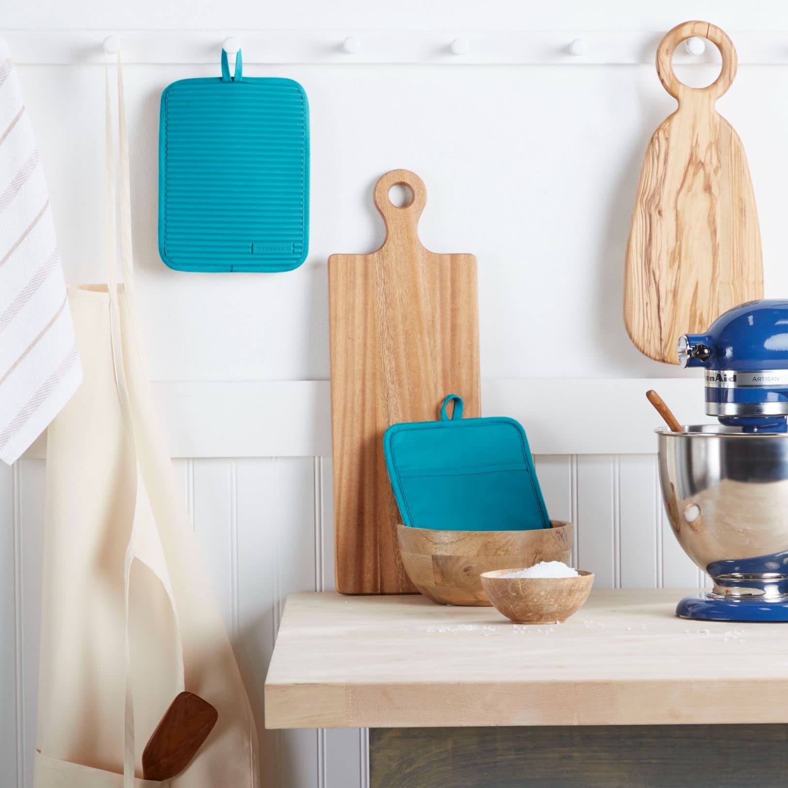 KitchenAid Ribbed Soft Silicone Water Resistant Pot Holder Set, Milkshake , 2 Piece Set, 7&quot;x9&quot;