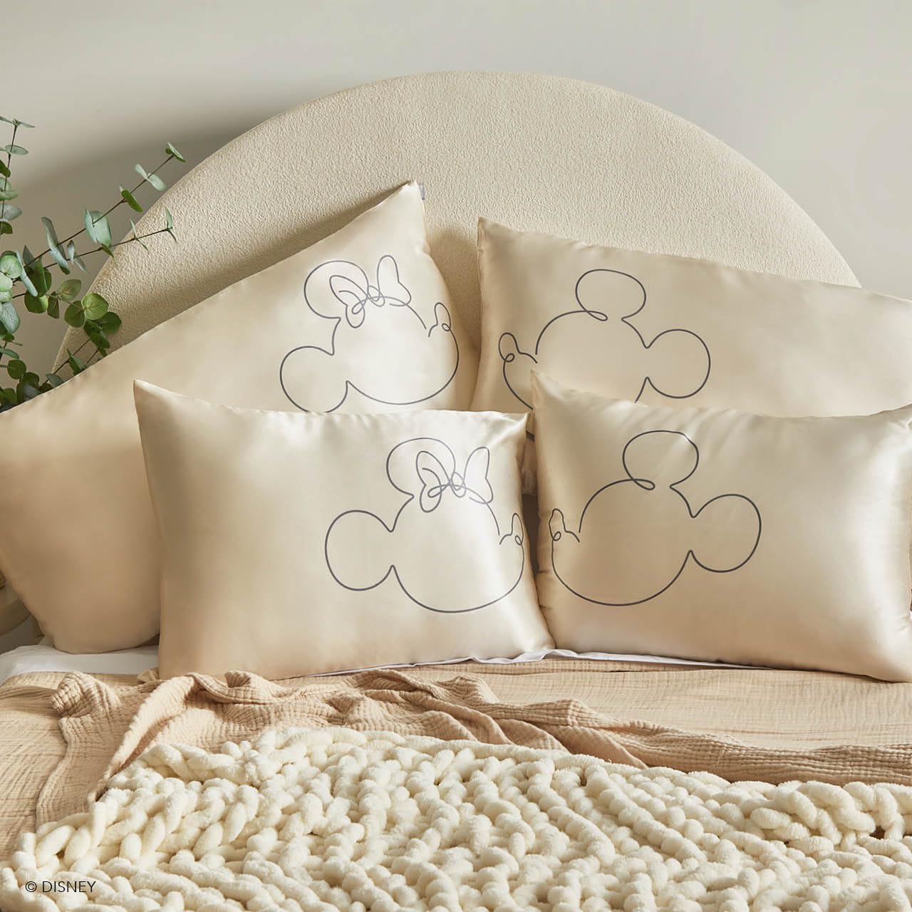 Kitsch Satin Pillowcase with Zipper for Hair &amp; Skin, Softer Than Silk Pillow Cases Queen, Smooth Pillow Covers, Machine Washable, Wrinkle-Free, Cooling Satin Pillow Cases Standard Size 19&quot;x26&quot;, Ivory