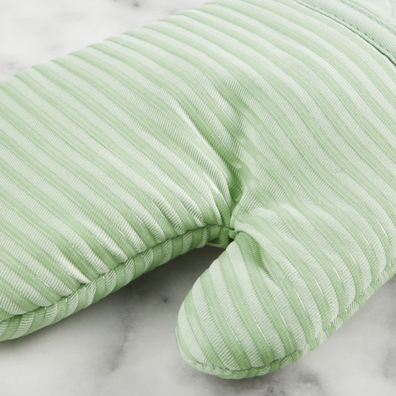 KITCHENAID Quilted Cotton Terry Cloth Oven Mitt, Pot Holder, Kitchen Towel 4-Pack Set, Heat Resistant, Silicone Grip, Gift Set, Milkshake, 16&quot;x26&quot;, 7&quot;x13&quot; &amp; 7&quot;x10&quot;