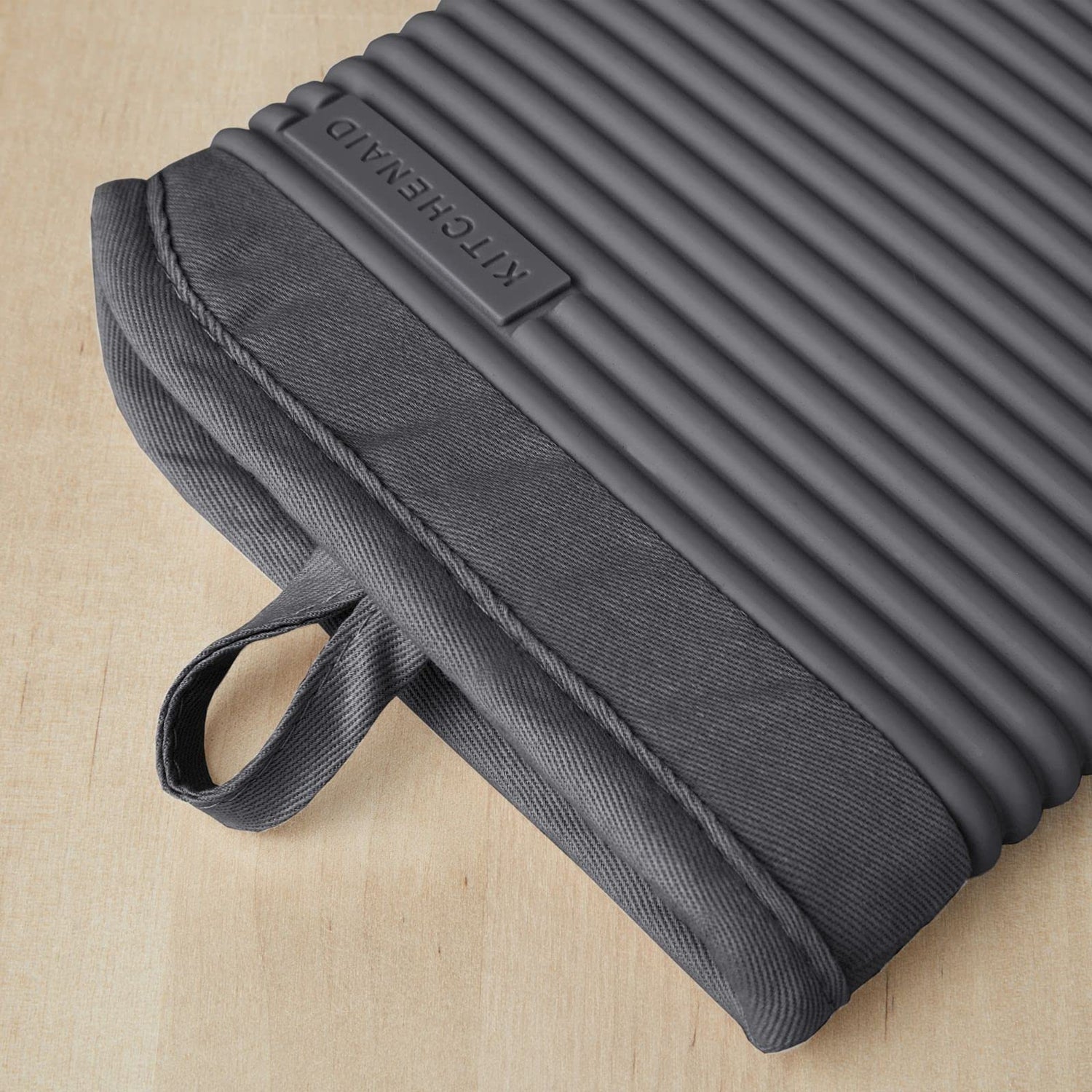 KitchenAid Ribbed Soft Silicone Oven Mitt Set, 7&quot;x13&quot;, Milkshake 2 Count