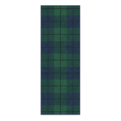 RUGGABLE Winter Plaid Washable Rug - Perfect Holiday Area Rug for Living Room Bedroom Kitchen - Pet &amp; Child Friendly - Stain &amp; Water Resistant - Dress Stewart Tartan Plaid 3&