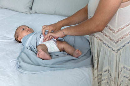 The Ollie Swaddle - Helps to Reduce The Moro (Startle) Reflex - Made from a Custom Designed Moisture-Wicking Material (Sky)