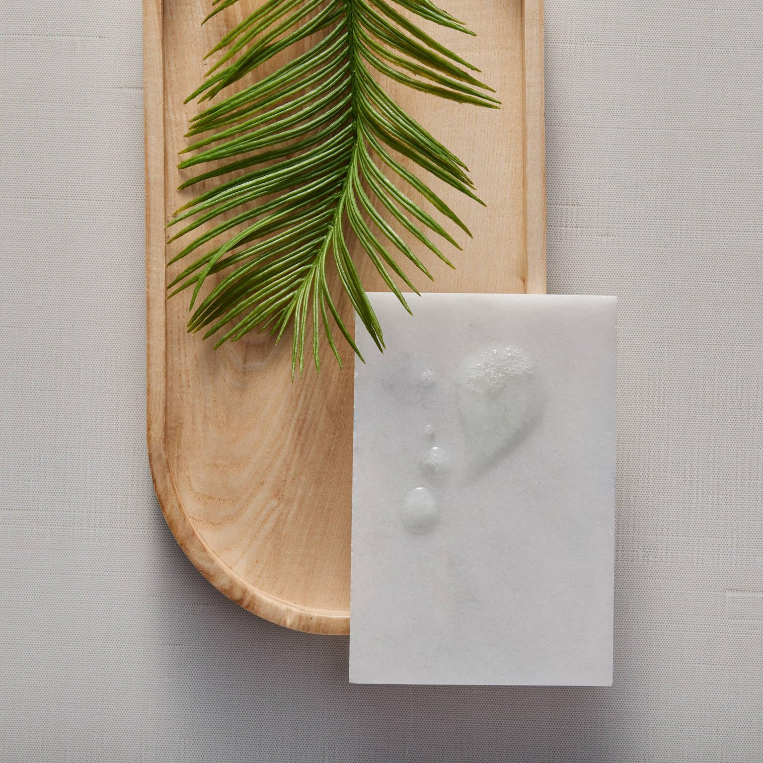 Thymes Eucalyptus Hand Wash - Liquid Hand Soap with Nourishing Ingredients - Eucalyptus Scented Skin Care Soap Dispenser - Botanical Fragrance, Glycerin &amp; Jojoba, Lightly Scented (8.25 oz)