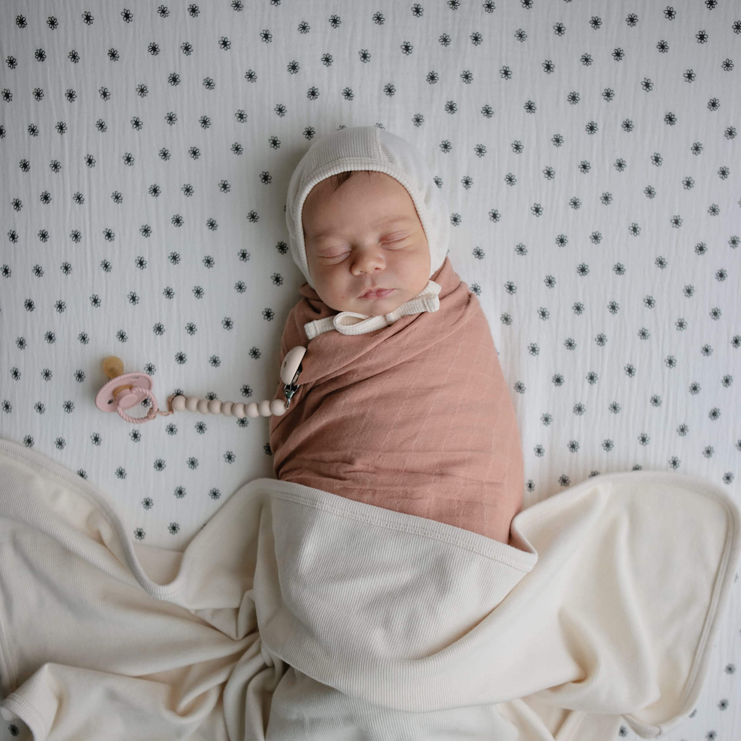 mushie Extra Soft Muslin Fitted Crib Sheet | 192 Thread Count | 28&quot;x 52&quot; (Fog)