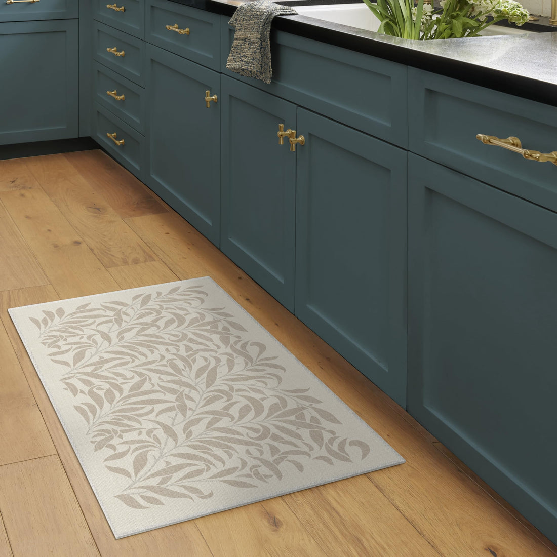 RUGGABLE x Morris &amp; Co Washable Rug - Perfect Bohemian Area Rug for Living Room Bedroom Kitchen - Non-Slip, Child Friendly, Stain &amp; Water Resistant - Pure Willow Boughs Natural 2&
