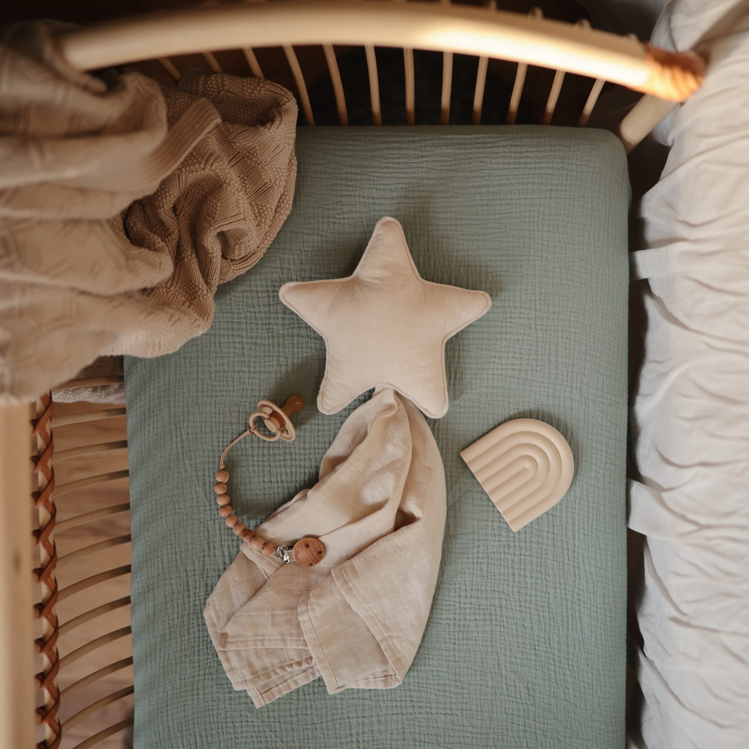 mushie Extra Soft Muslin Fitted Crib Sheet | 192 Thread Count | 28&quot;x 52&quot; (Fog)