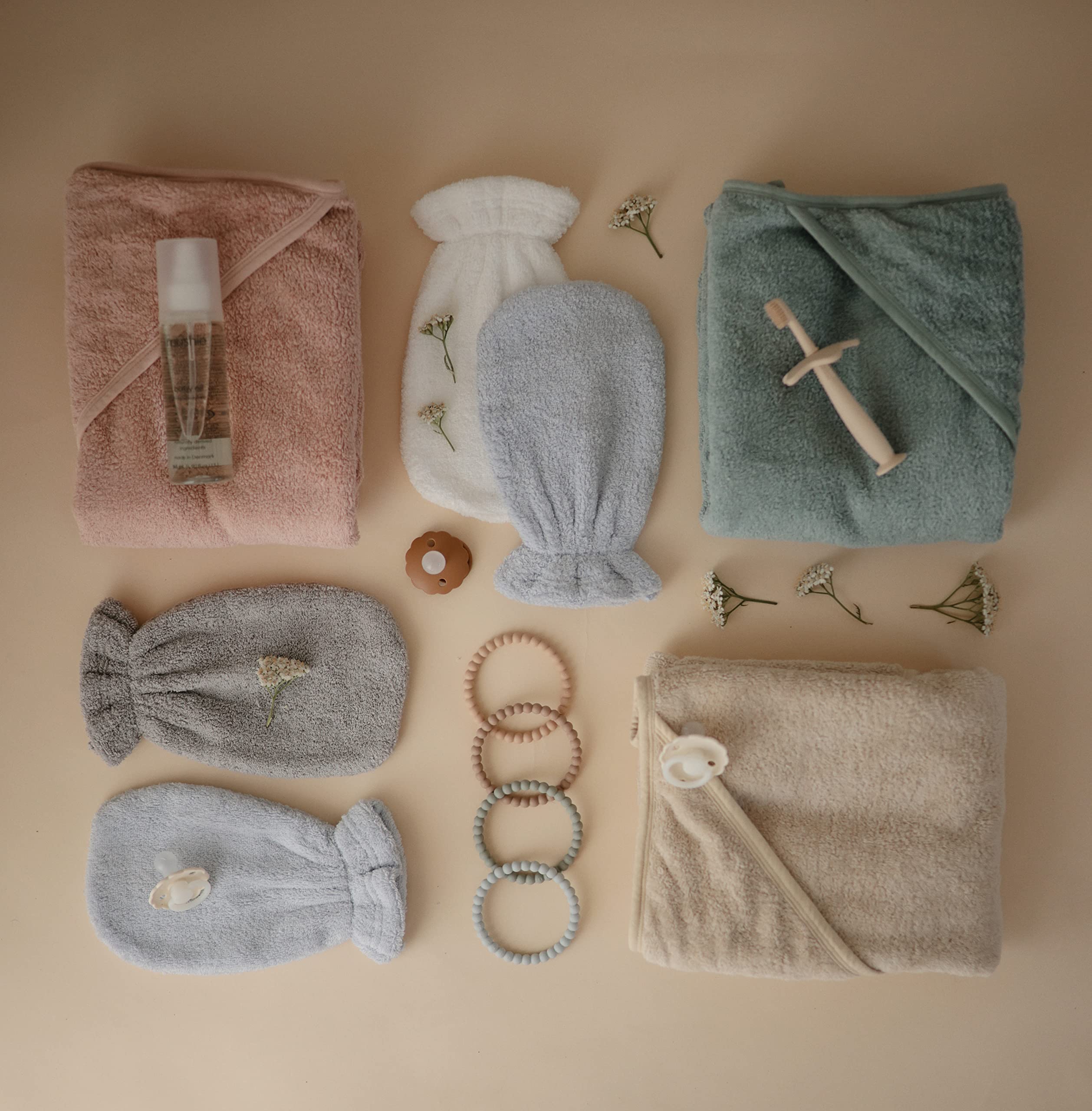 mushie Baby Hooded Towel | Organic Cotton (Moss)