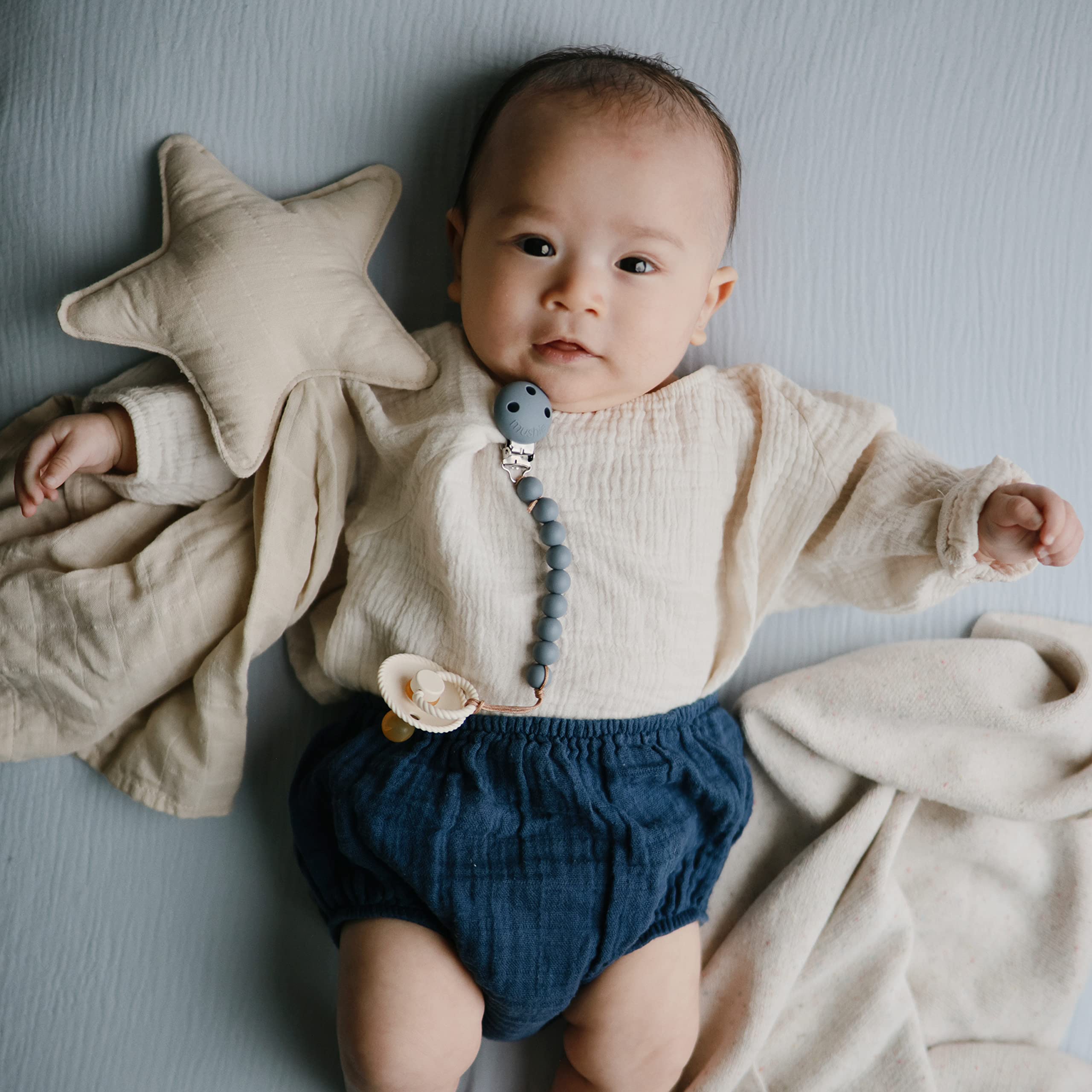 mushie Extra Soft Muslin Fitted Crib Sheet | 192 Thread Count | 28&quot;x 52&quot; (Fog)