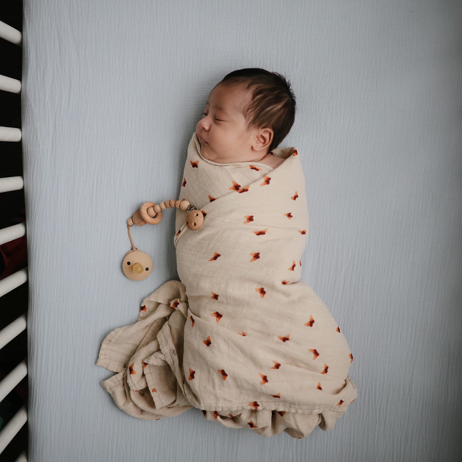 mushie Extra Soft Muslin Fitted Crib Sheet | 192 Thread Count | 28&quot;x 52&quot; (Fog)