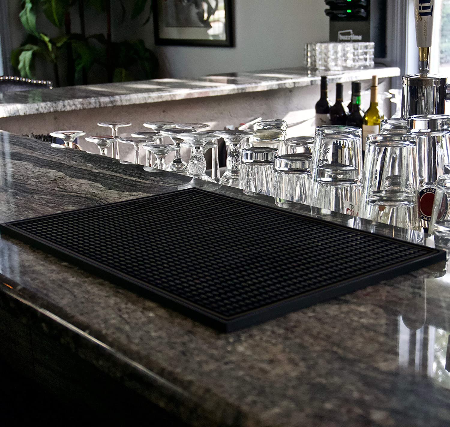 Highball &amp; Chaser Premium Bar Mat 18in x 12in 1cm Thick Durable and Stylish Service Bar Mat for Spills, Bars, Restaurants, Counter Top Dish Drying Mat, Glass Drying Mat (1 Pack, Black Border)