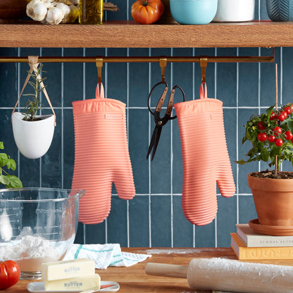 KitchenAid Ribbed Soft Silicone Oven Mitt Set, 7&quot;x13&quot;, Milkshake 2 Count
