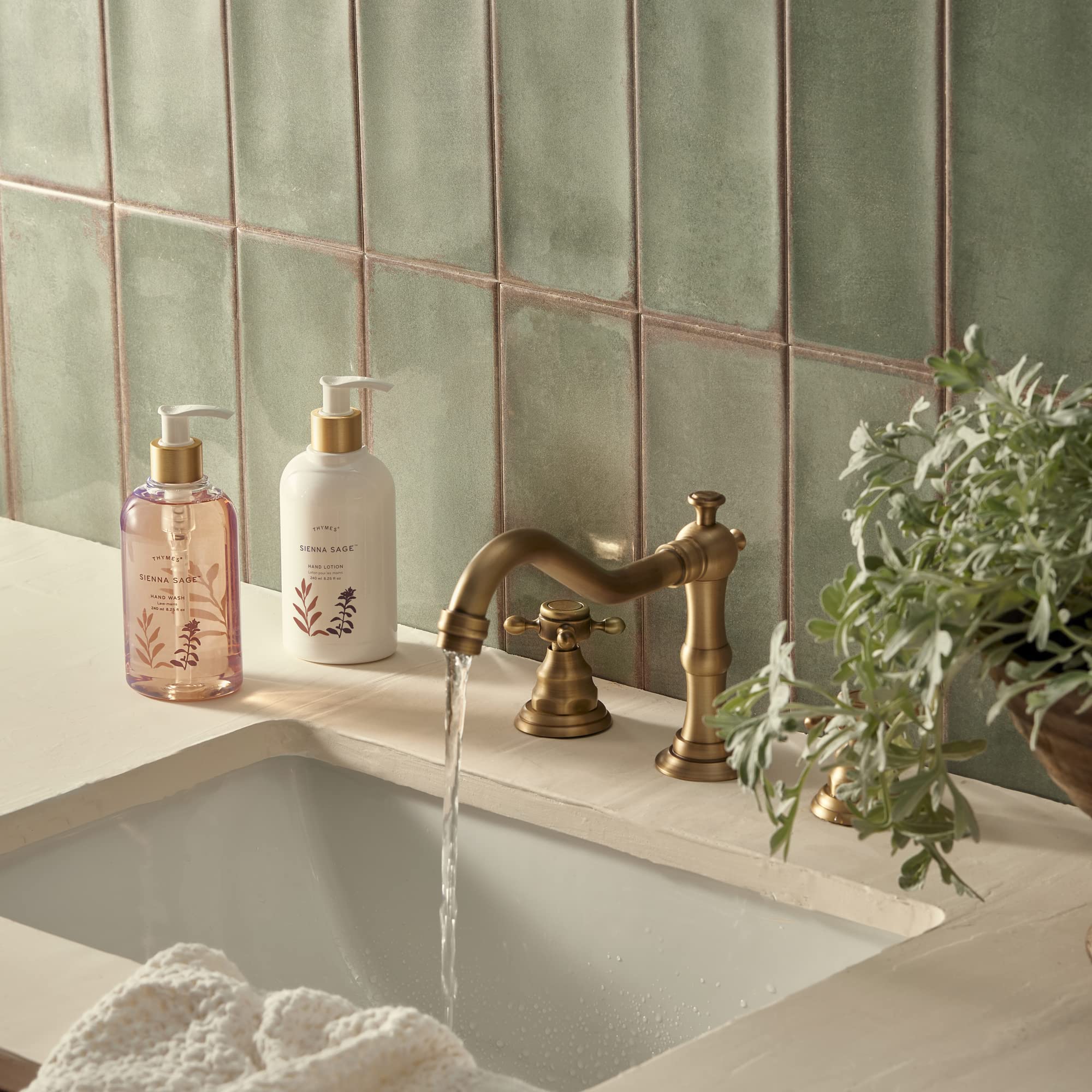Thymes Eucalyptus Hand Wash - Liquid Hand Soap with Nourishing Ingredients - Eucalyptus Scented Skin Care Soap Dispenser - Botanical Fragrance, Glycerin &amp; Jojoba, Lightly Scented (8.25 oz)