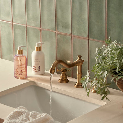Thymes Eucalyptus Hand Wash - Liquid Hand Soap with Nourishing Ingredients - Eucalyptus Scented Skin Care Soap Dispenser - Botanical Fragrance, Glycerin &amp; Jojoba, Lightly Scented (8.25 oz)