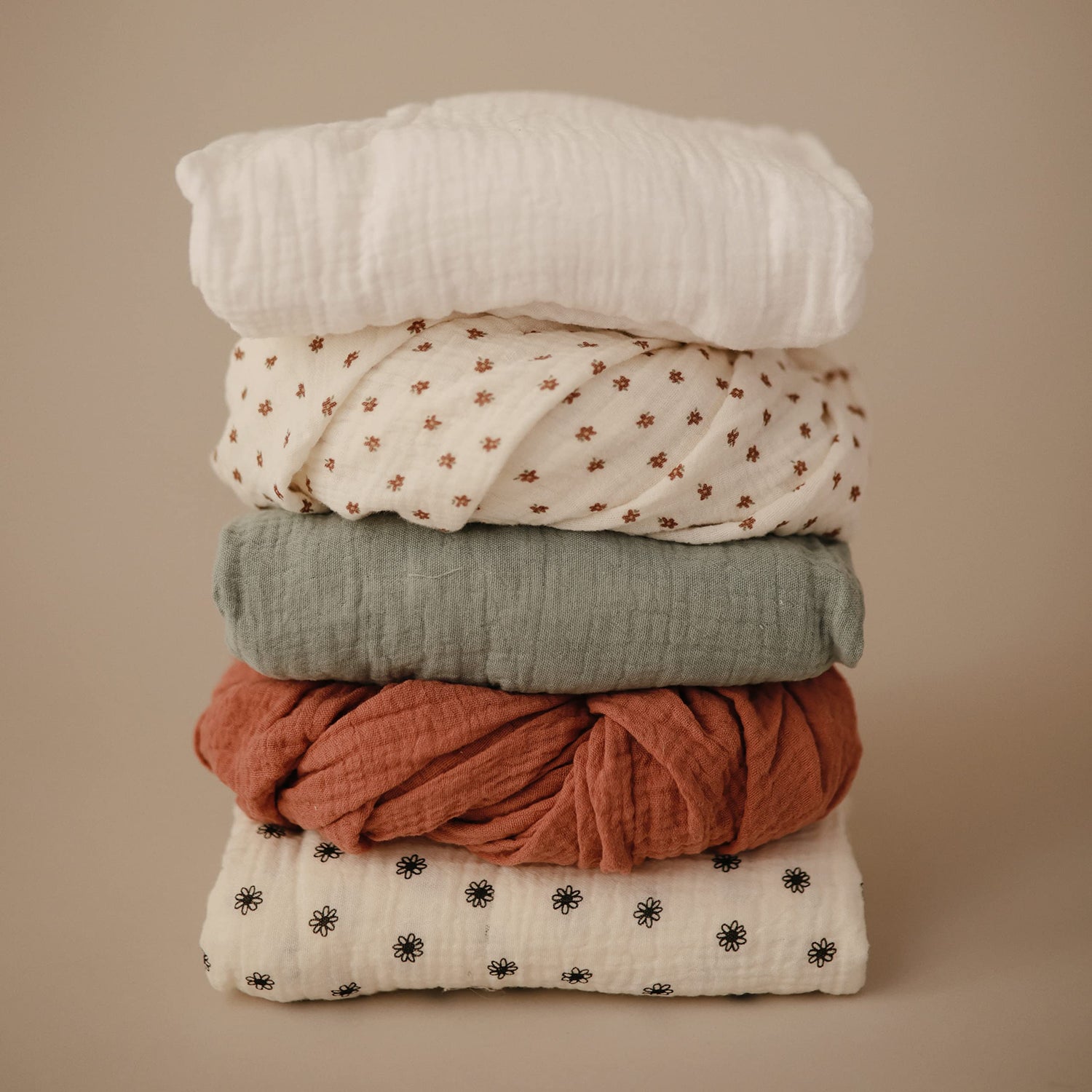 mushie Extra Soft Muslin Fitted Crib Sheet | 192 Thread Count | 28&quot;x 52&quot; (Fog)