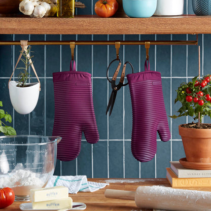 KitchenAid Ribbed Soft Silicone Oven Mitt Set, 7&quot;x13&quot;, Milkshake 2 Count
