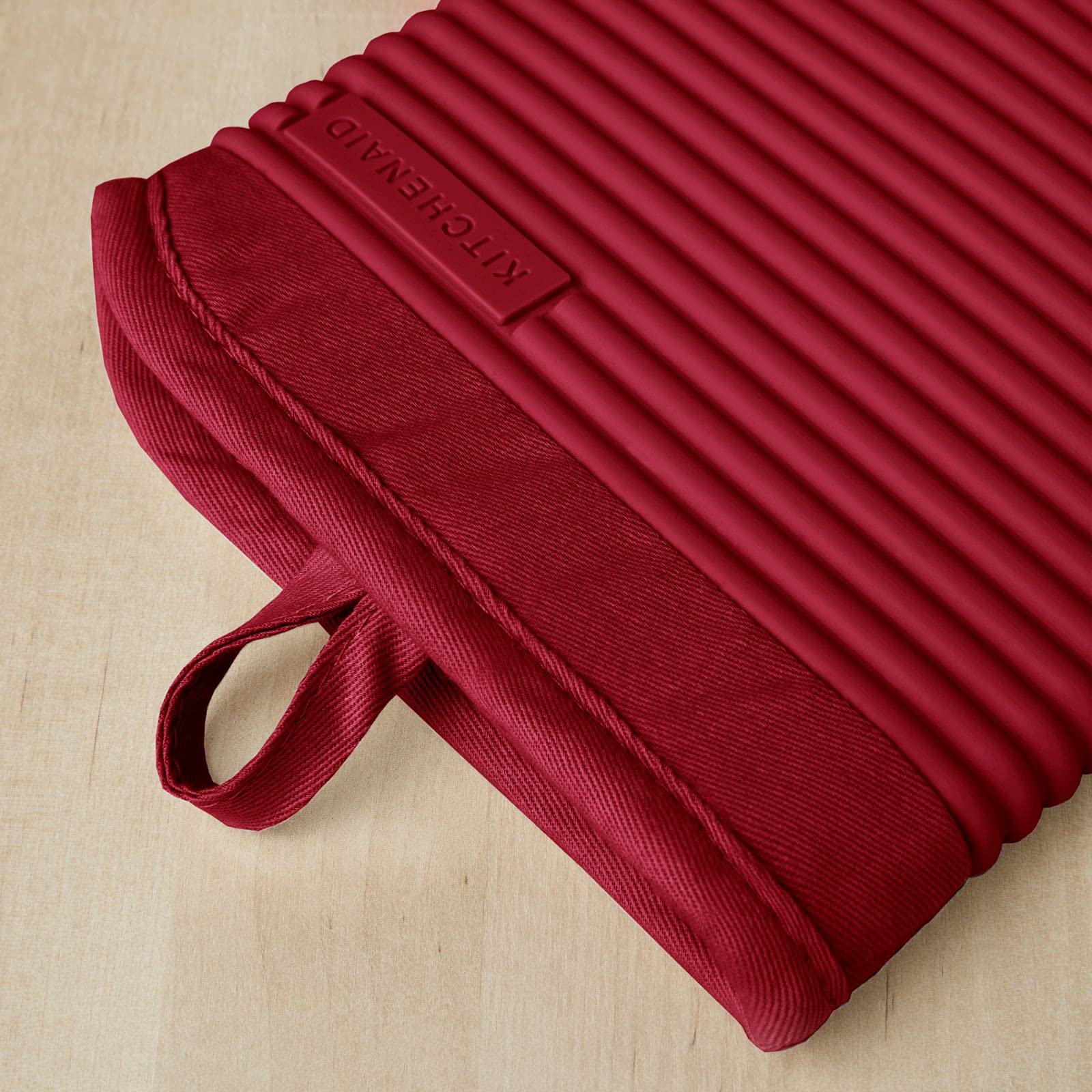 KitchenAid Ribbed Soft Silicone Oven Mitt Set, 7&quot;x13&quot;, Milkshake 2 Count