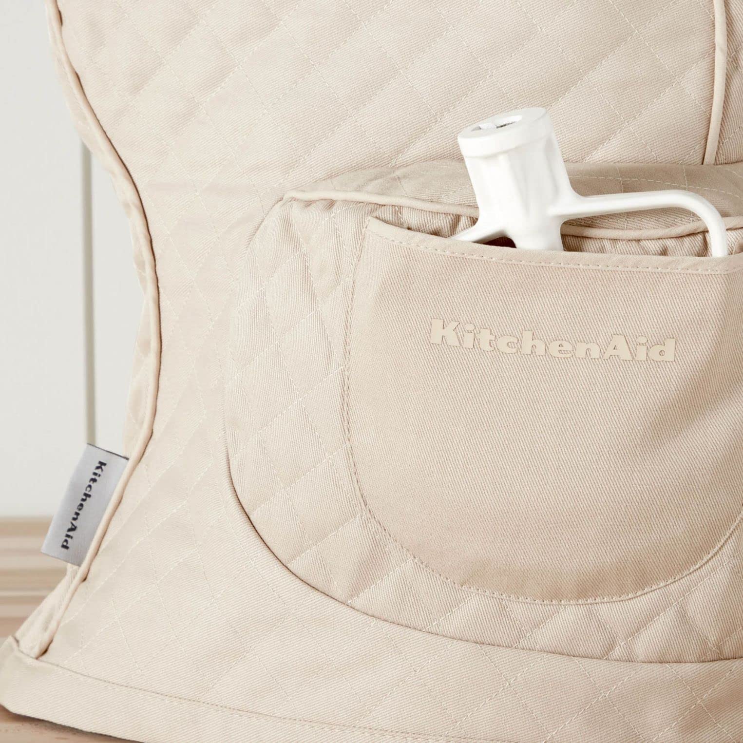 KITCHENAID Fitted Tilt-Head Solid Stand Mixer Cover with Storage Pocket, Quilted 100% Cotton, Milkshake, 14.4&quot;x18&quot;x10&quot;