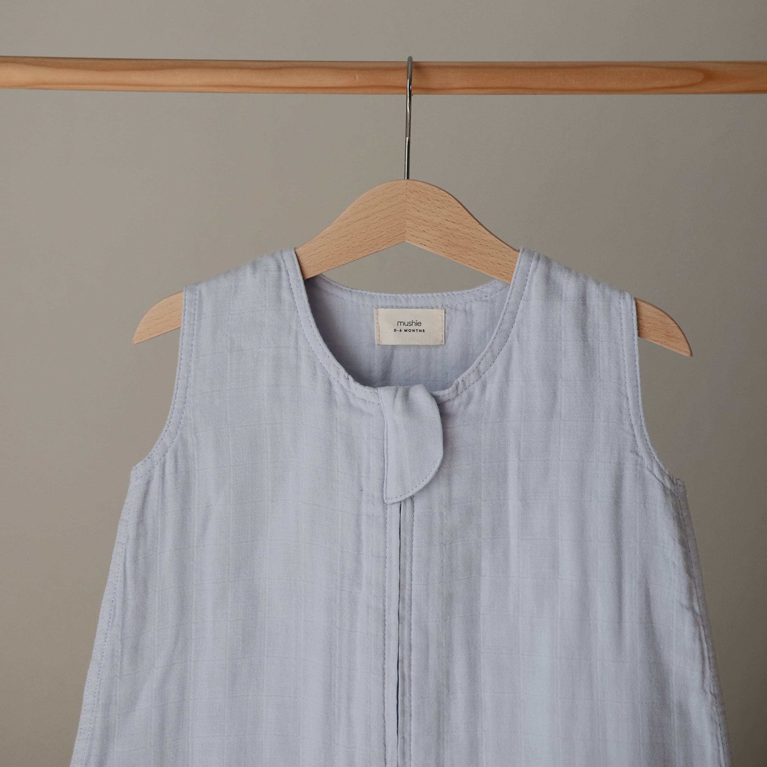 mushie Baby Wearable Blanket | 100% Organic Cotton Muslin | Sleeping Bag for Infants (Natural)
