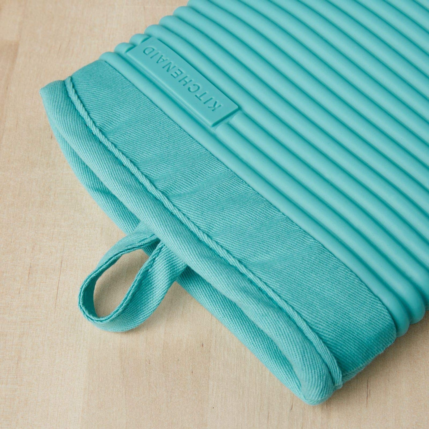 KitchenAid Ribbed Soft Silicone Oven Mitt Set, 7&quot;x13&quot;, Milkshake 2 Count