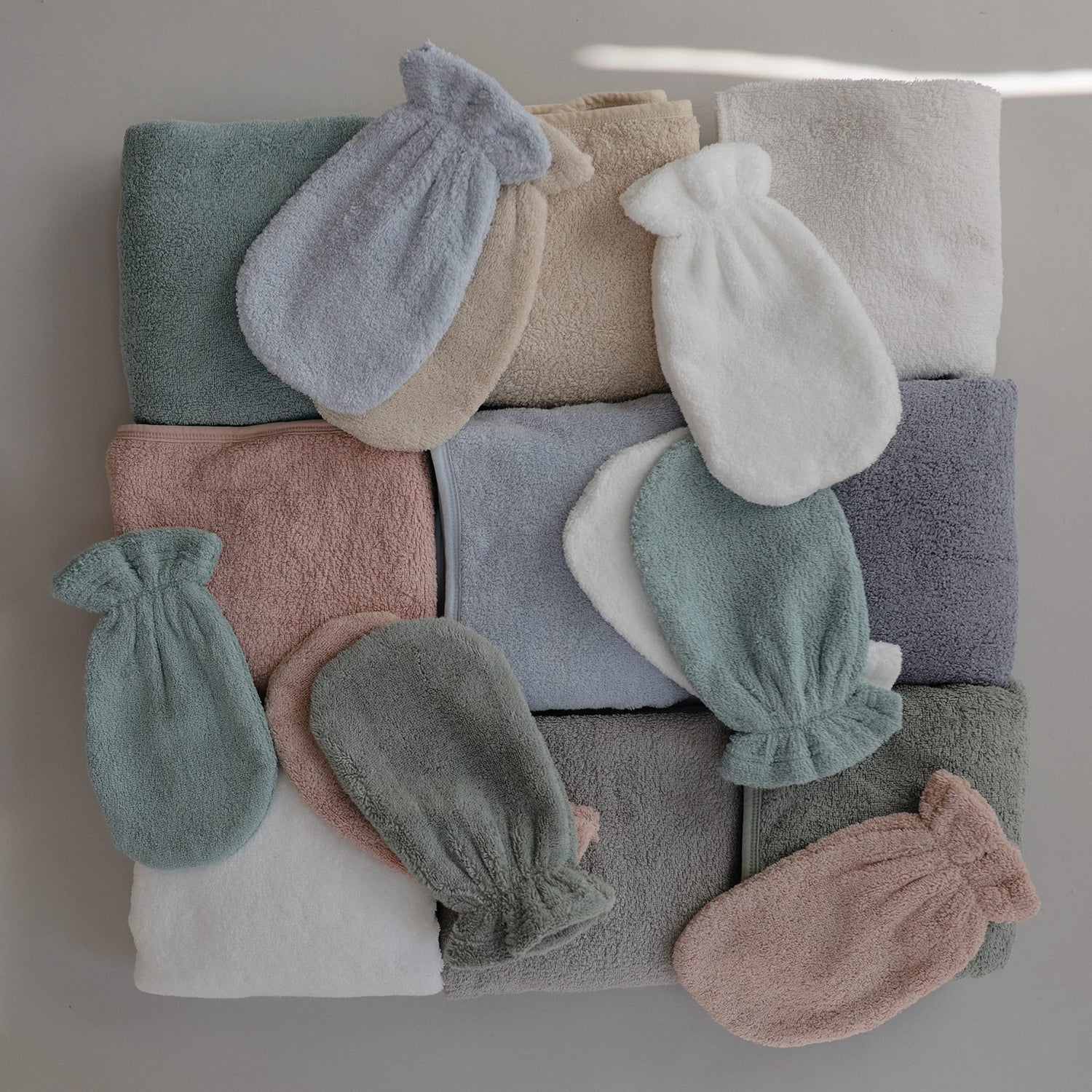 mushie Baby Hooded Towel | Organic Cotton (Moss)