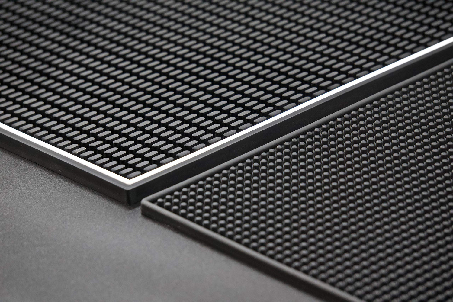 Highball &amp; Chaser Premium Bar Mat 18in x 12in 1cm Thick Durable and Stylish Service Bar Mat for Spills, Bars, Restaurants, Counter Top Dish Drying Mat, Glass Drying Mat (1 Pack, Black Border)