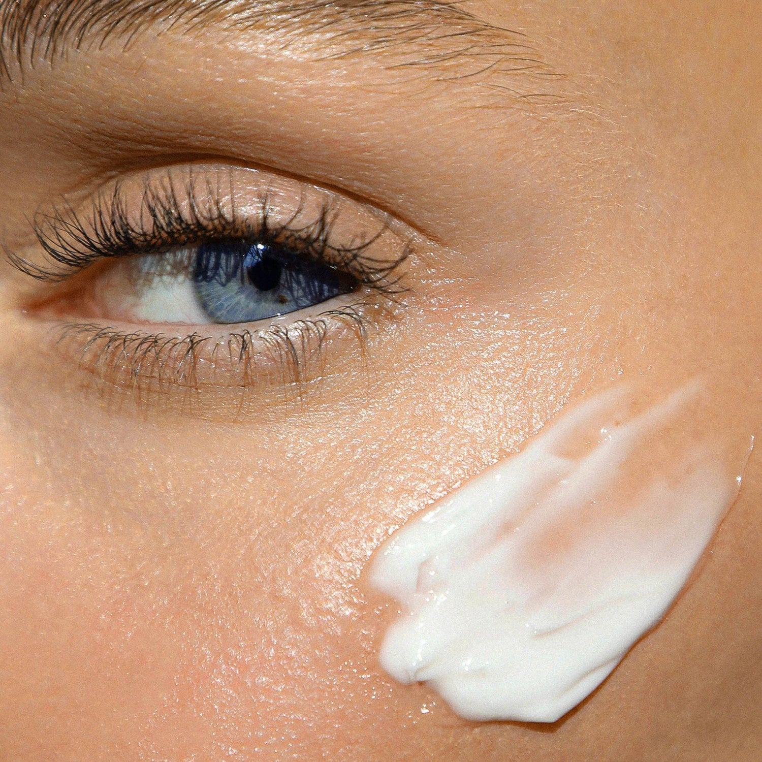 Summer Fridays Jet Lag Mask Mini - Hydrating Face Mask + Moisturizer - Made with Hyaluronic Acid, Niacinamide, Glycerin + Antioxidants - Helps Nourish Skin for a Renewed + Radiant Complexion (1 Oz)