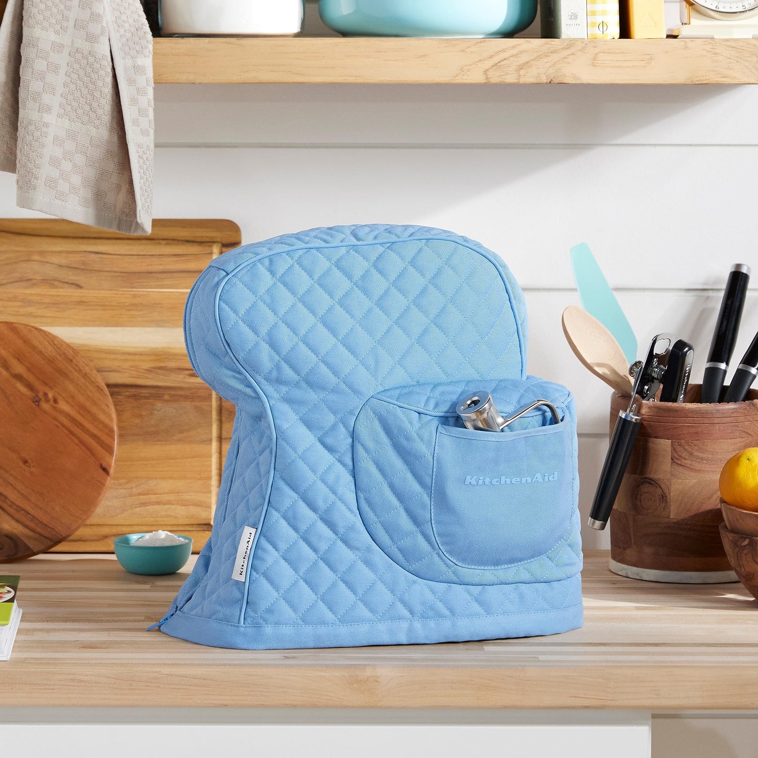 KITCHENAID Fitted Tilt-Head Solid Stand Mixer Cover with Storage Pocket, Quilted 100% Cotton, Milkshake, 14.4&quot;x18&quot;x10&quot;