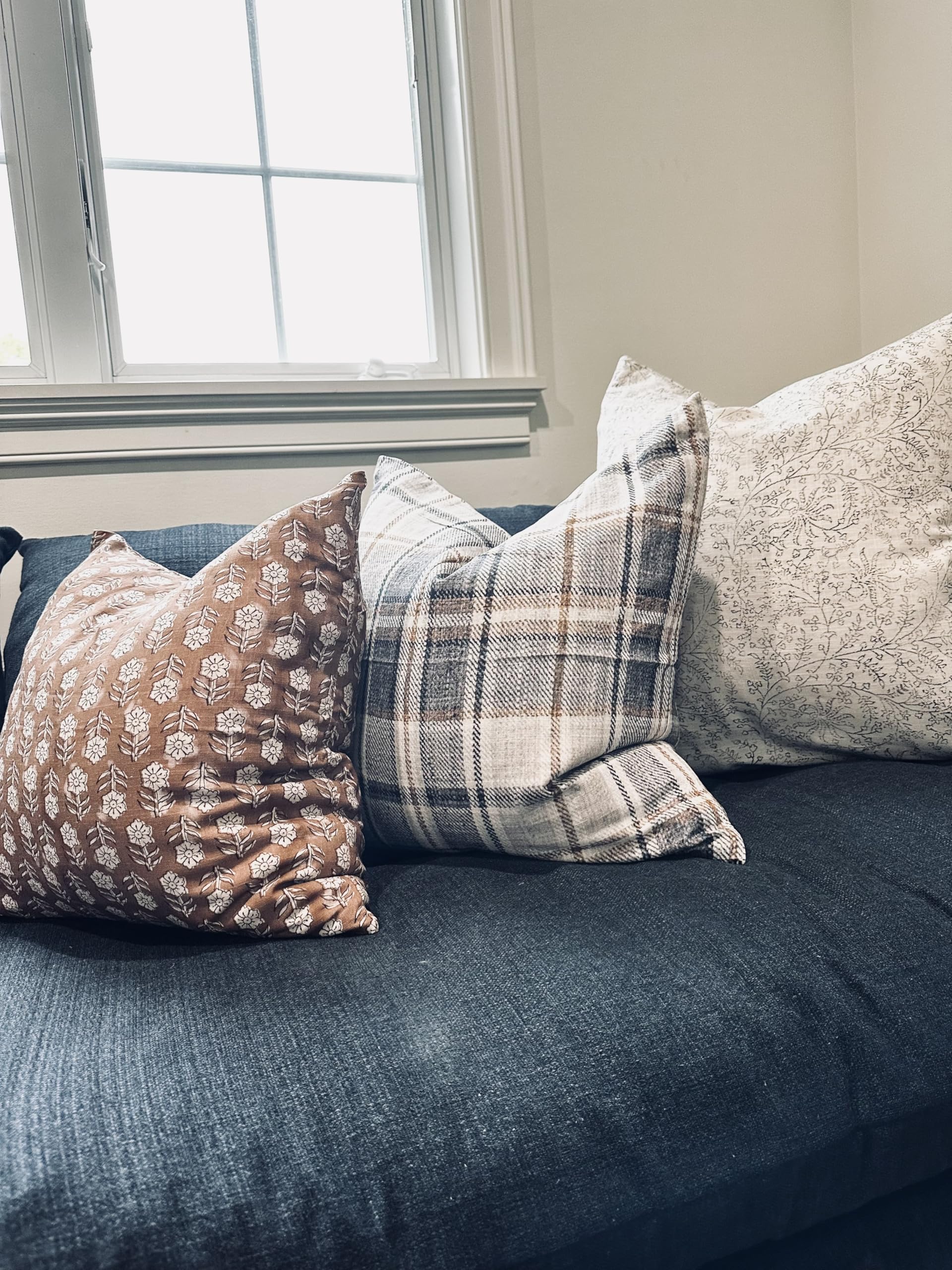 Pillow Cover 100% Linen 20 x 20 inches Double Sided Block Print with Zipper for Easy Removal Home Decor Shabby Chic Farmhouse Neutral Decorative Sofa Couch Accent (Plaid White Grey)