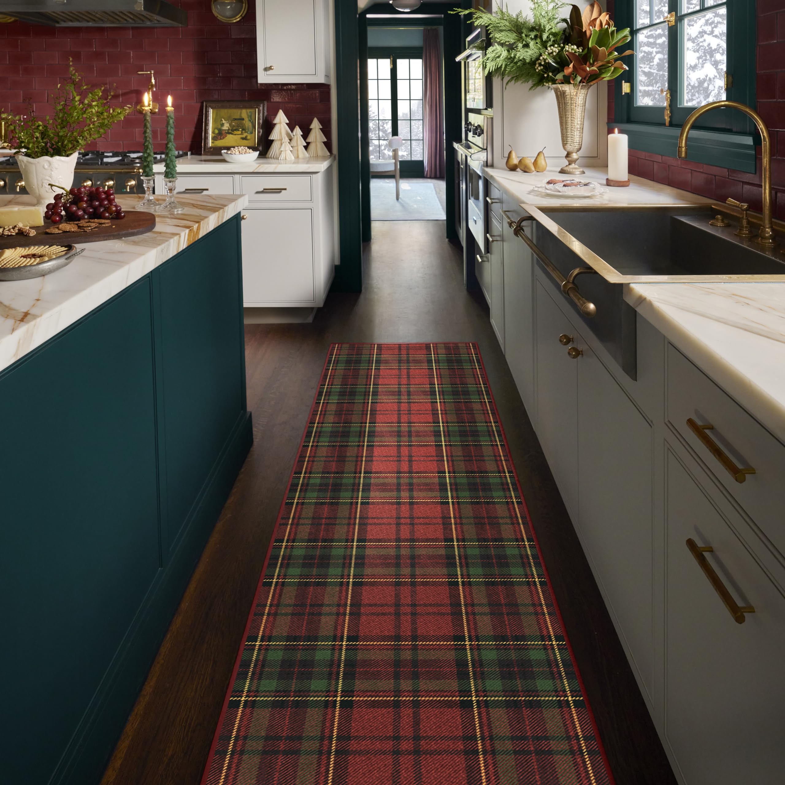 RUGGABLE Winter Plaid Washable Rug - Perfect Holiday Area Rug for Living Room Bedroom Kitchen - Pet &amp; Child Friendly - Stain &amp; Water Resistant - Dress Stewart Tartan Plaid 3&